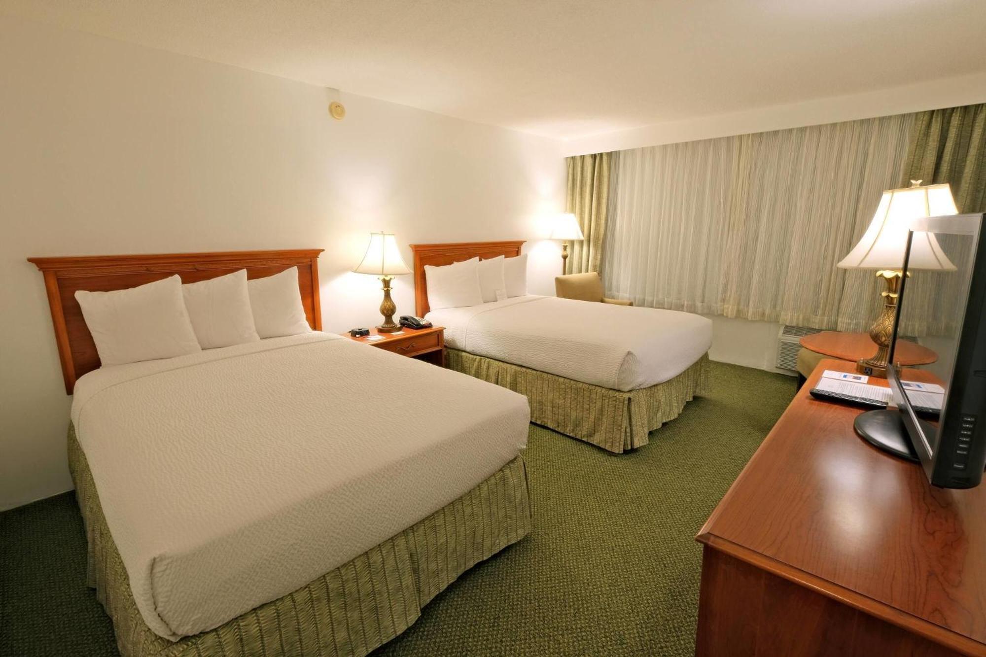 Standard Room Two Double Beds Non-Smoking