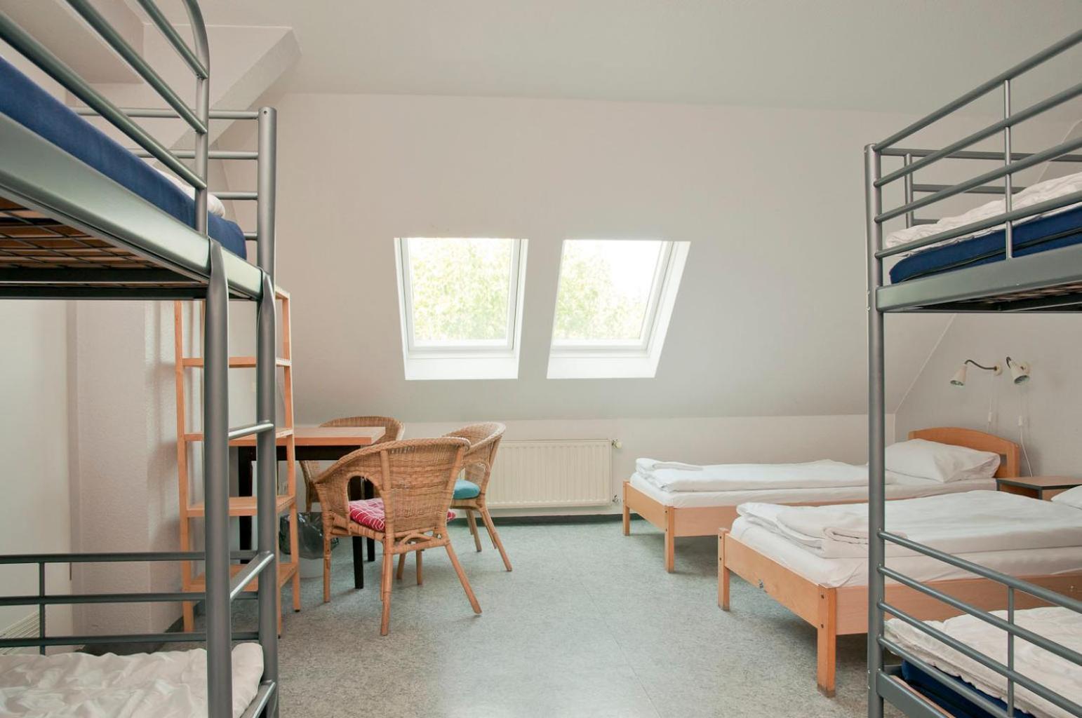 Bed 6-Bed Mixed Dormitory Room