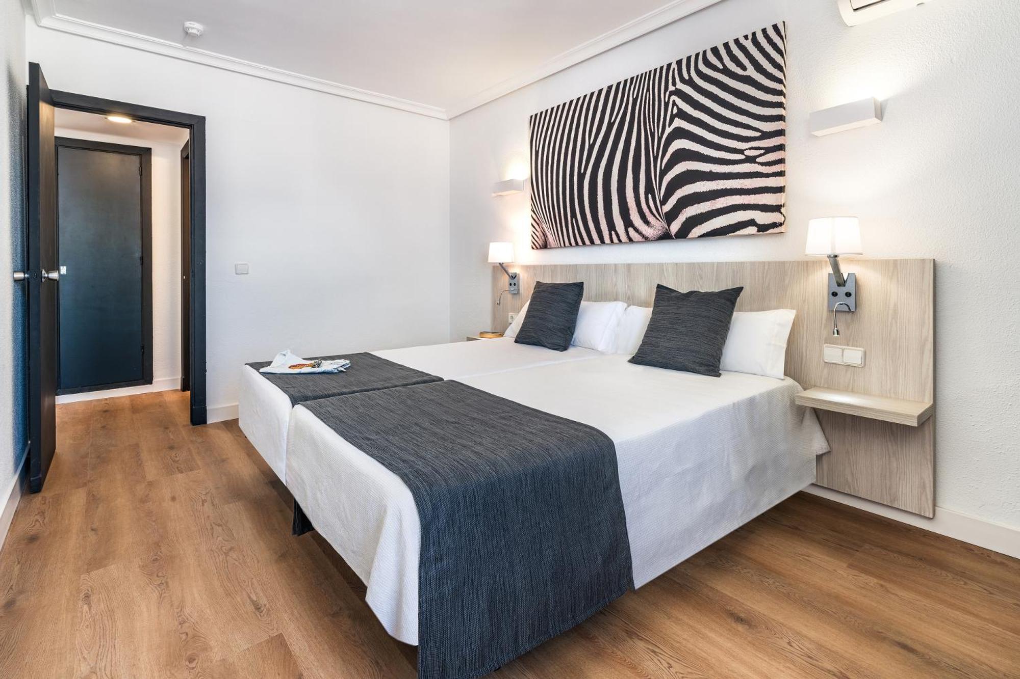 Superior Apartment,1765163571:JPEG