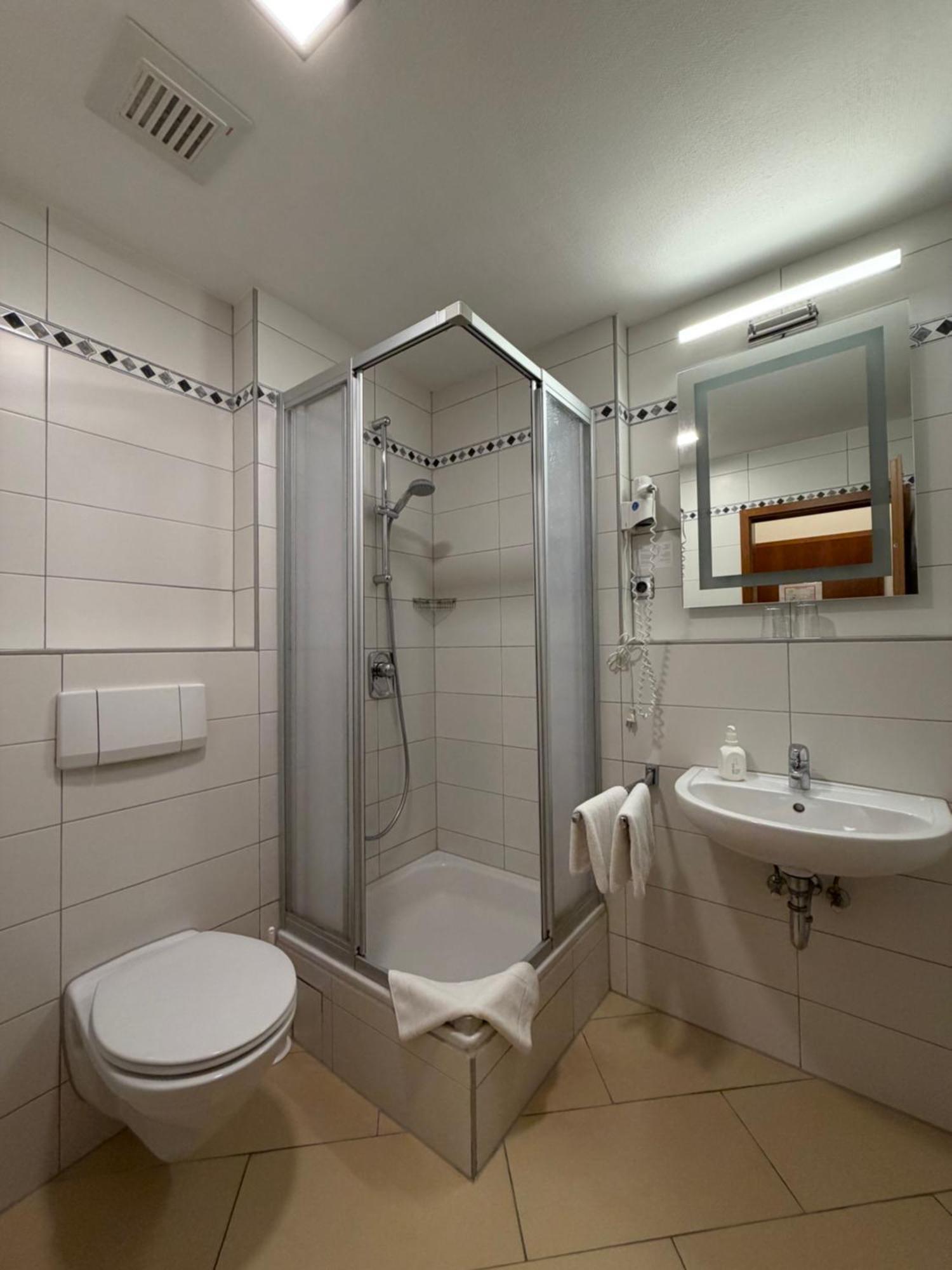 Large Double Room