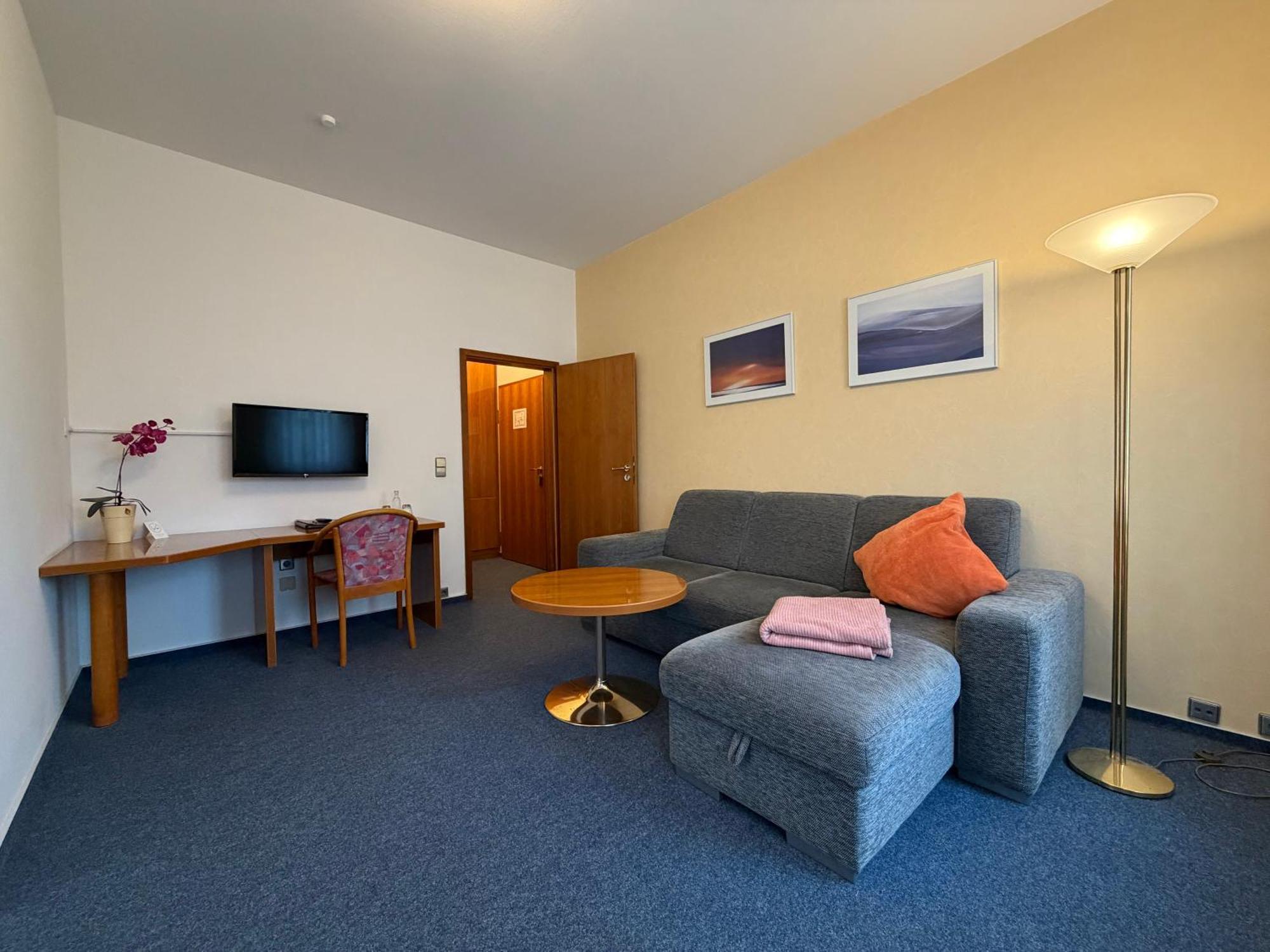 Large Double Room