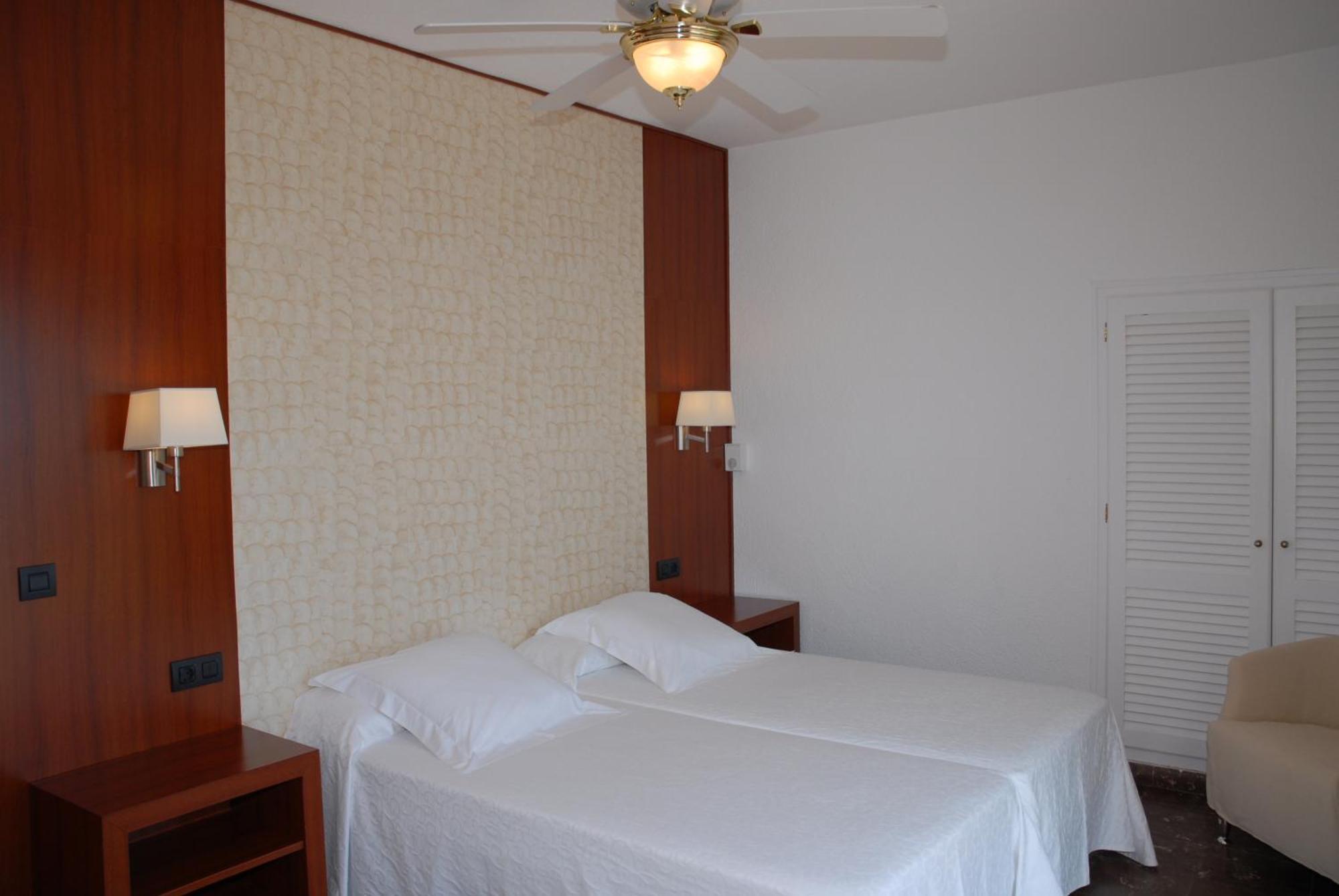 Chambre Double avec Balcon - Vue sur Montagnes