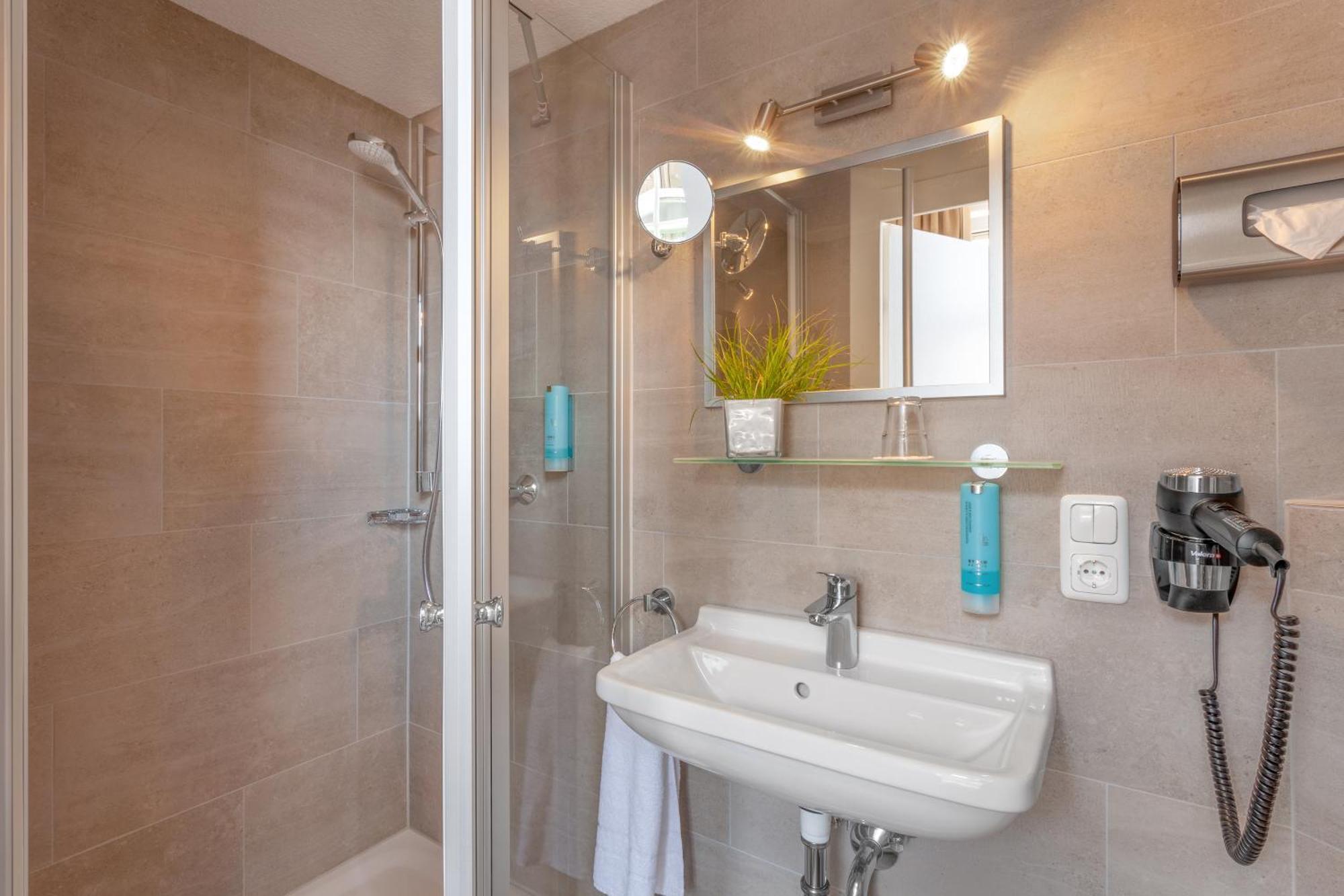 Double or Twin Room Partial Sea View
