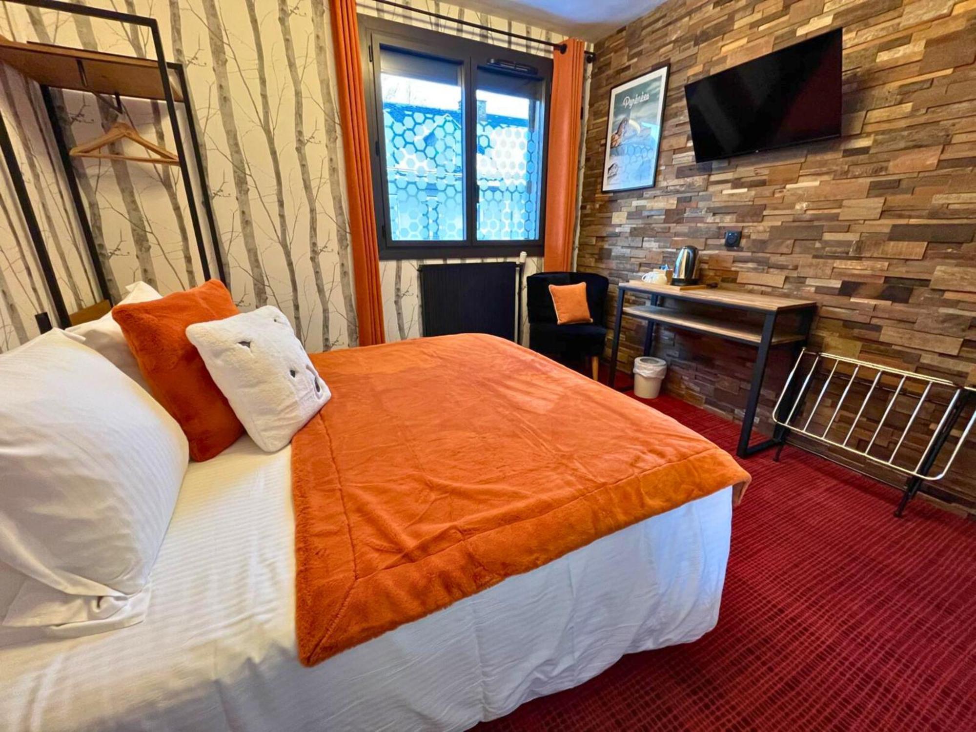 Standard Queen Room,1765330985:JPEG