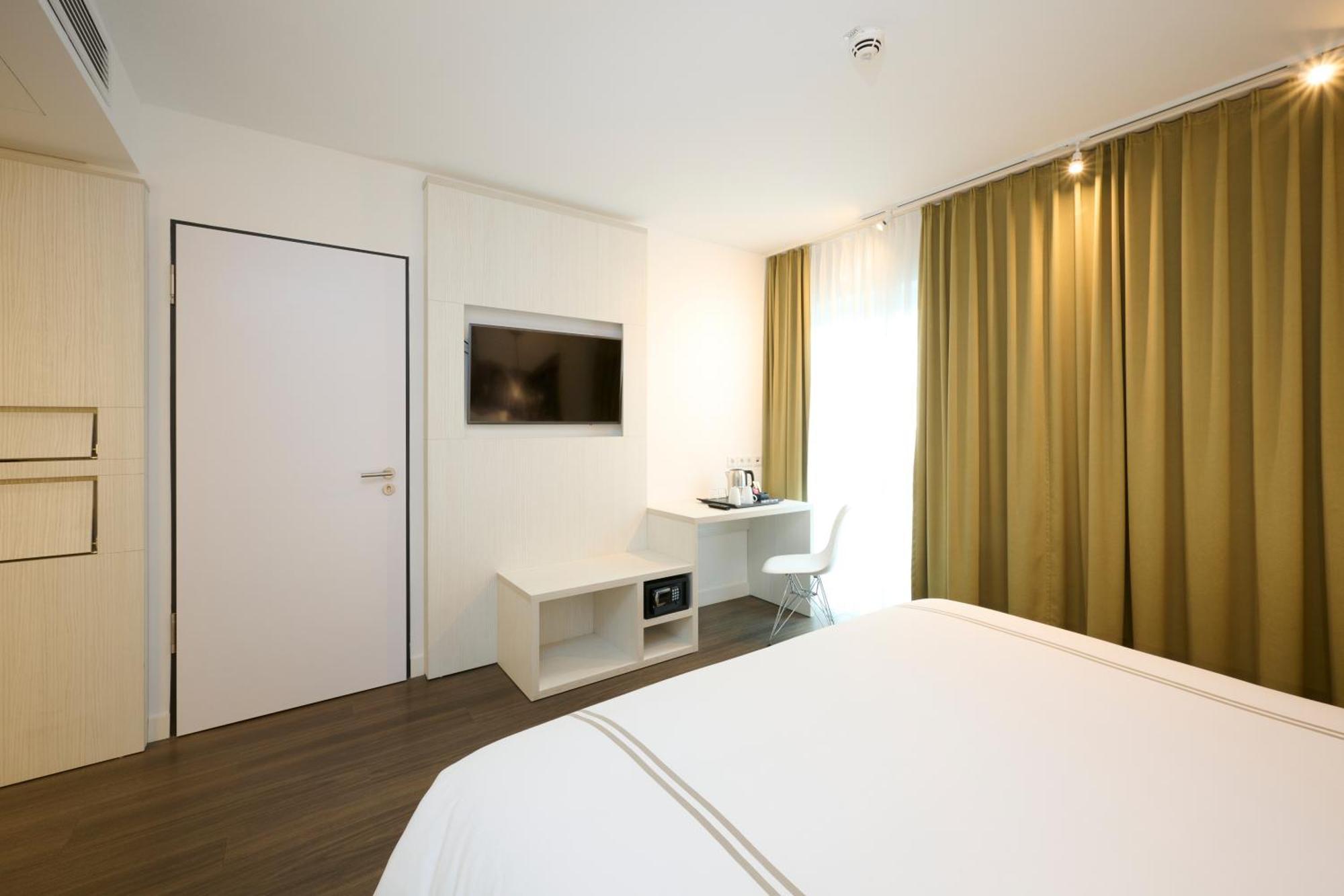 Twin Room Disability Access