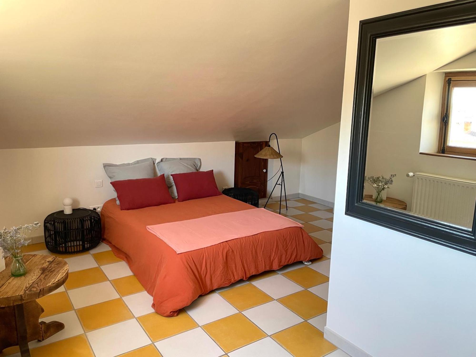 Double Room Private Bathroom