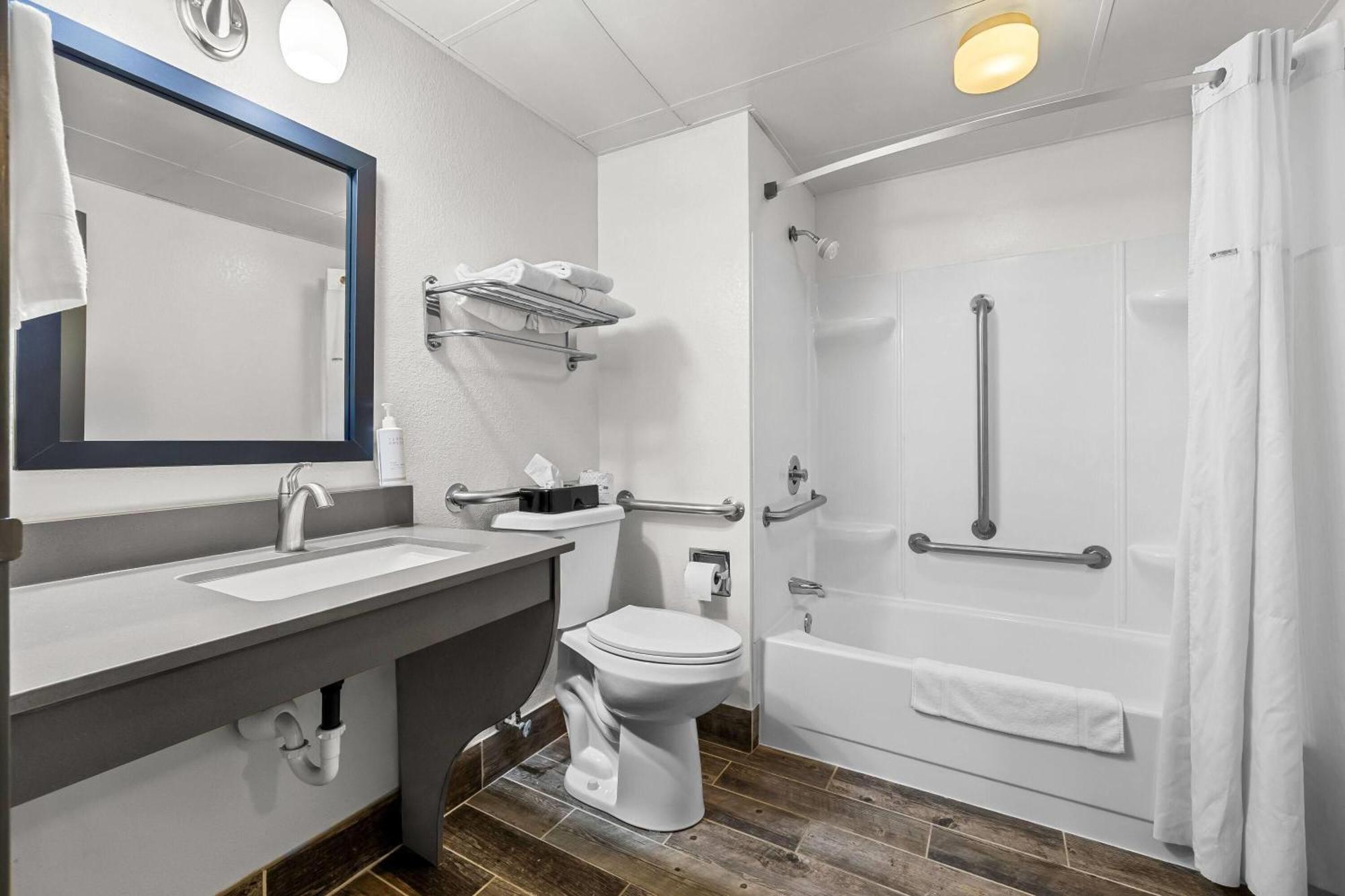 Deluxe Double Room Two Double Beds Disability Access Non-Smoking