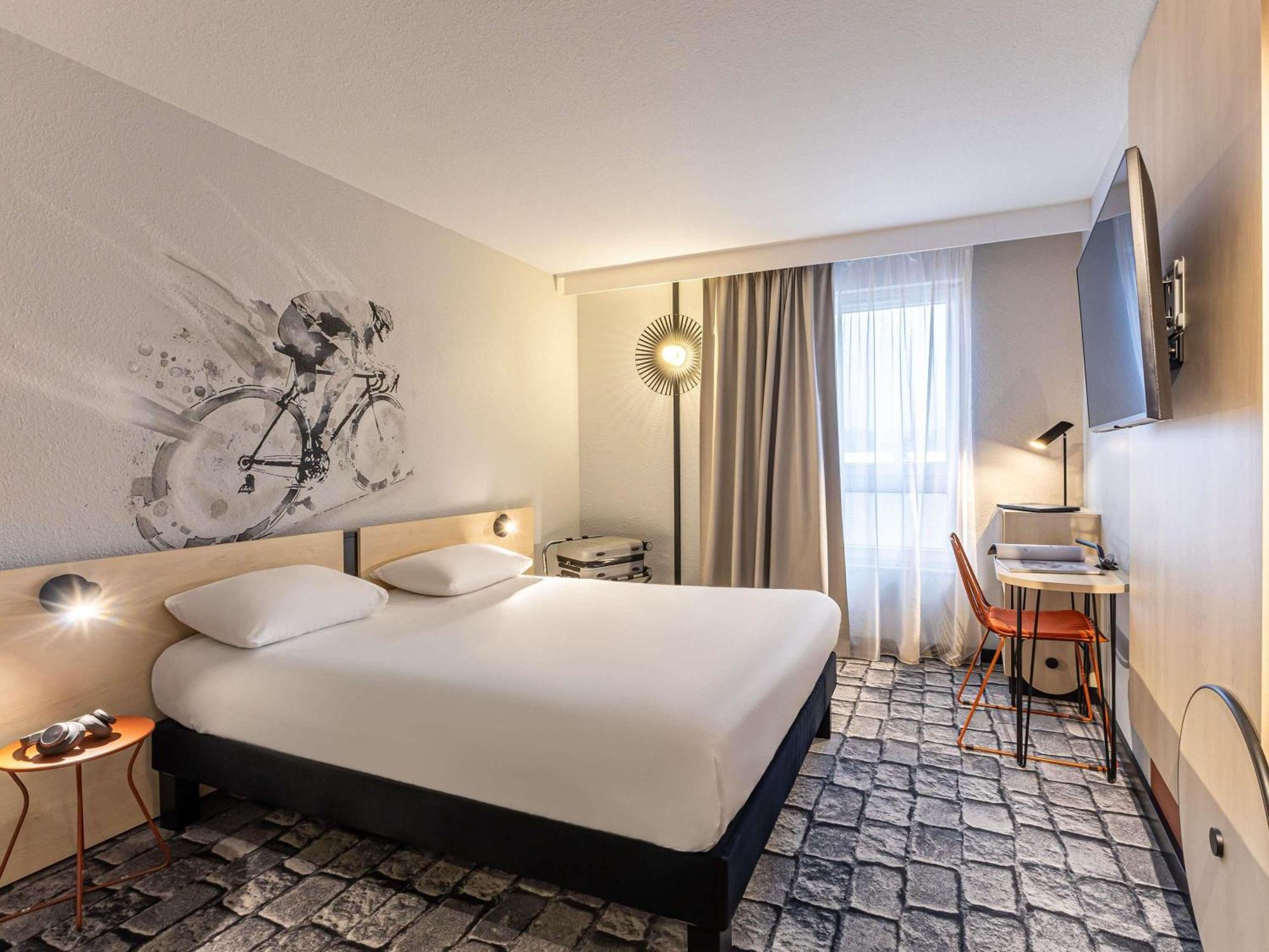 Standard Double Room,1765803304:JPEG