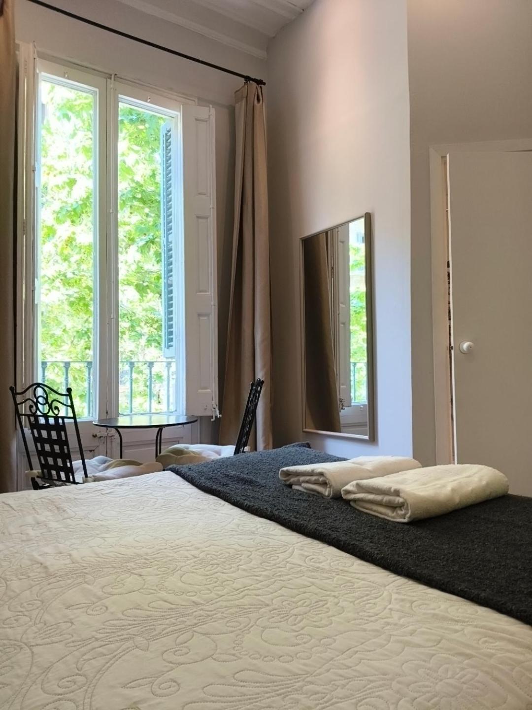 Double Room Private Bathroom