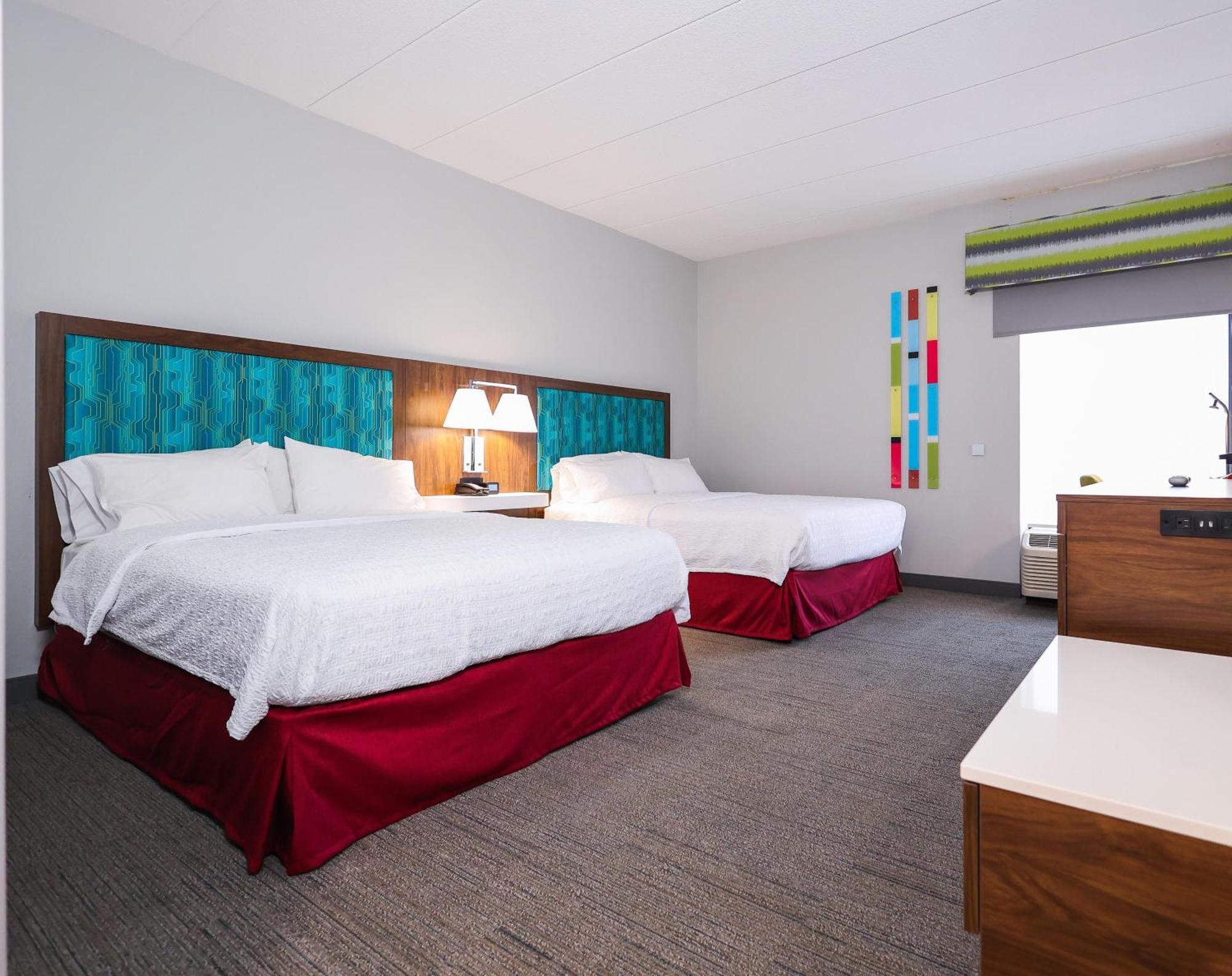 Queen Room with Two Queen Beds - Mobility Access/Non-Smoking