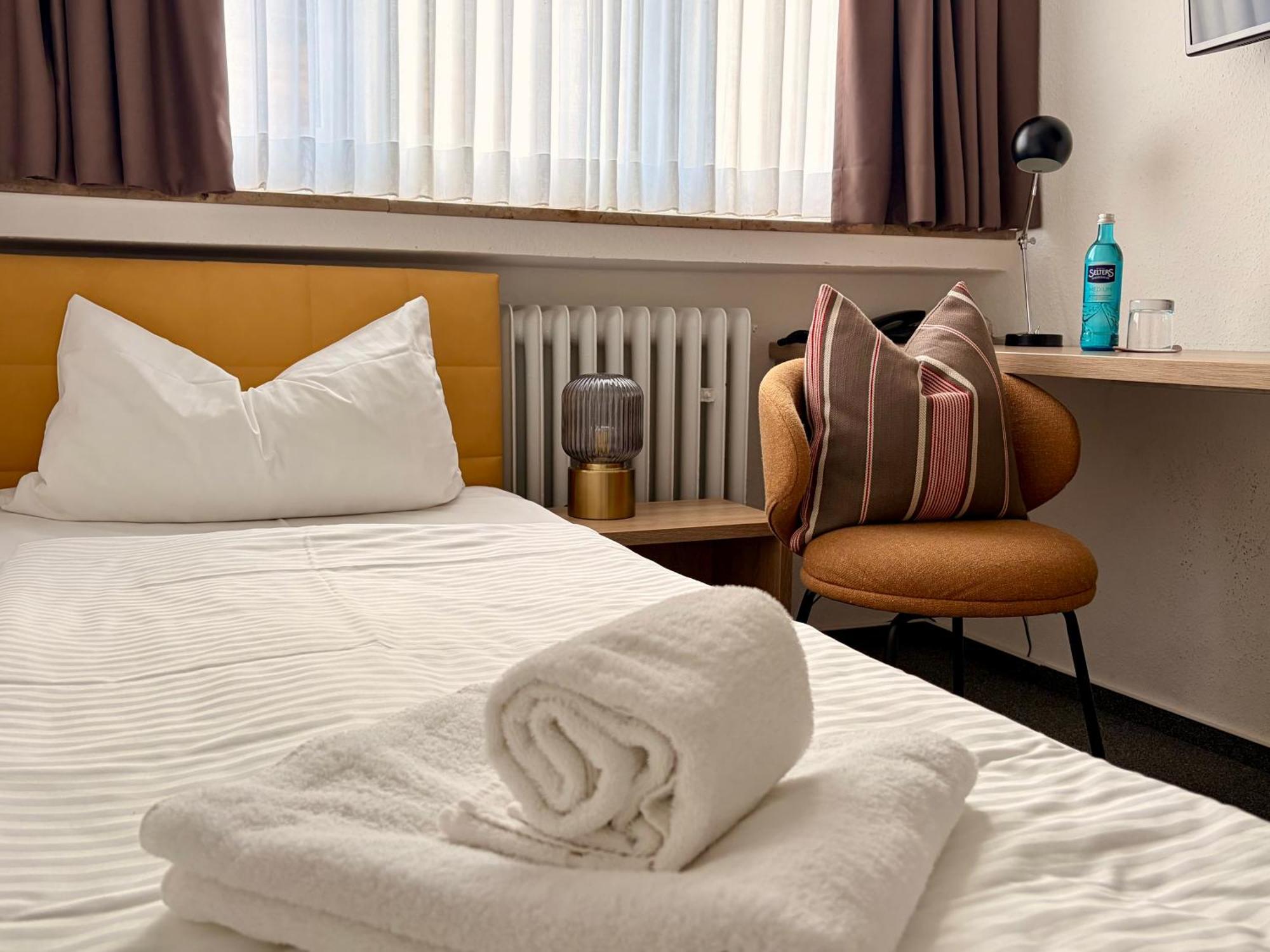 Small Single Room