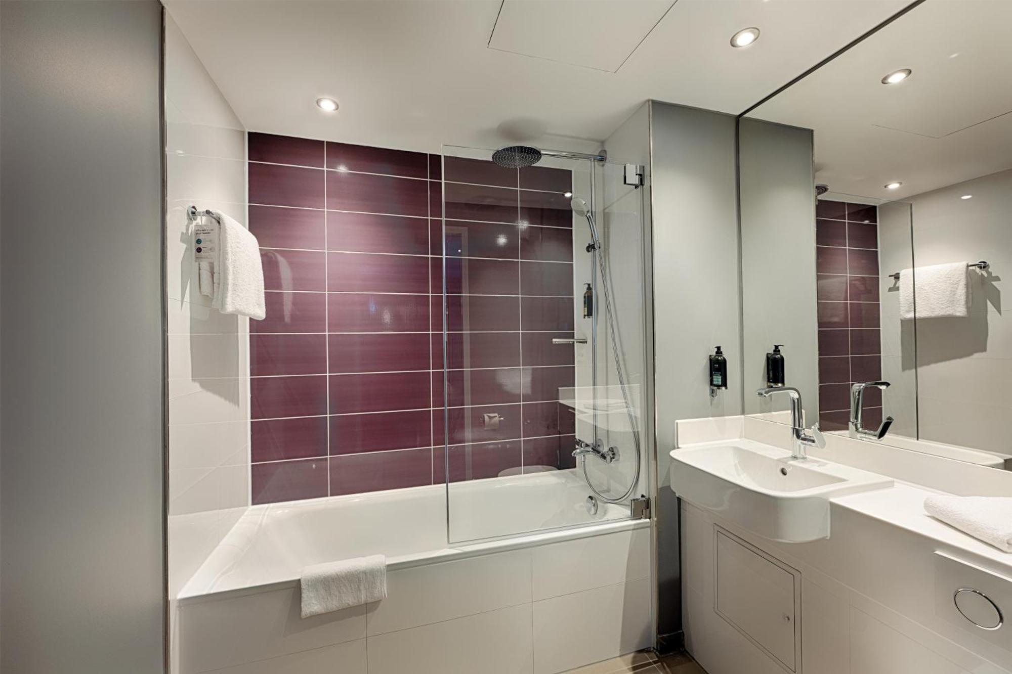 Standard Quadruple Room,1766964305:JPEG