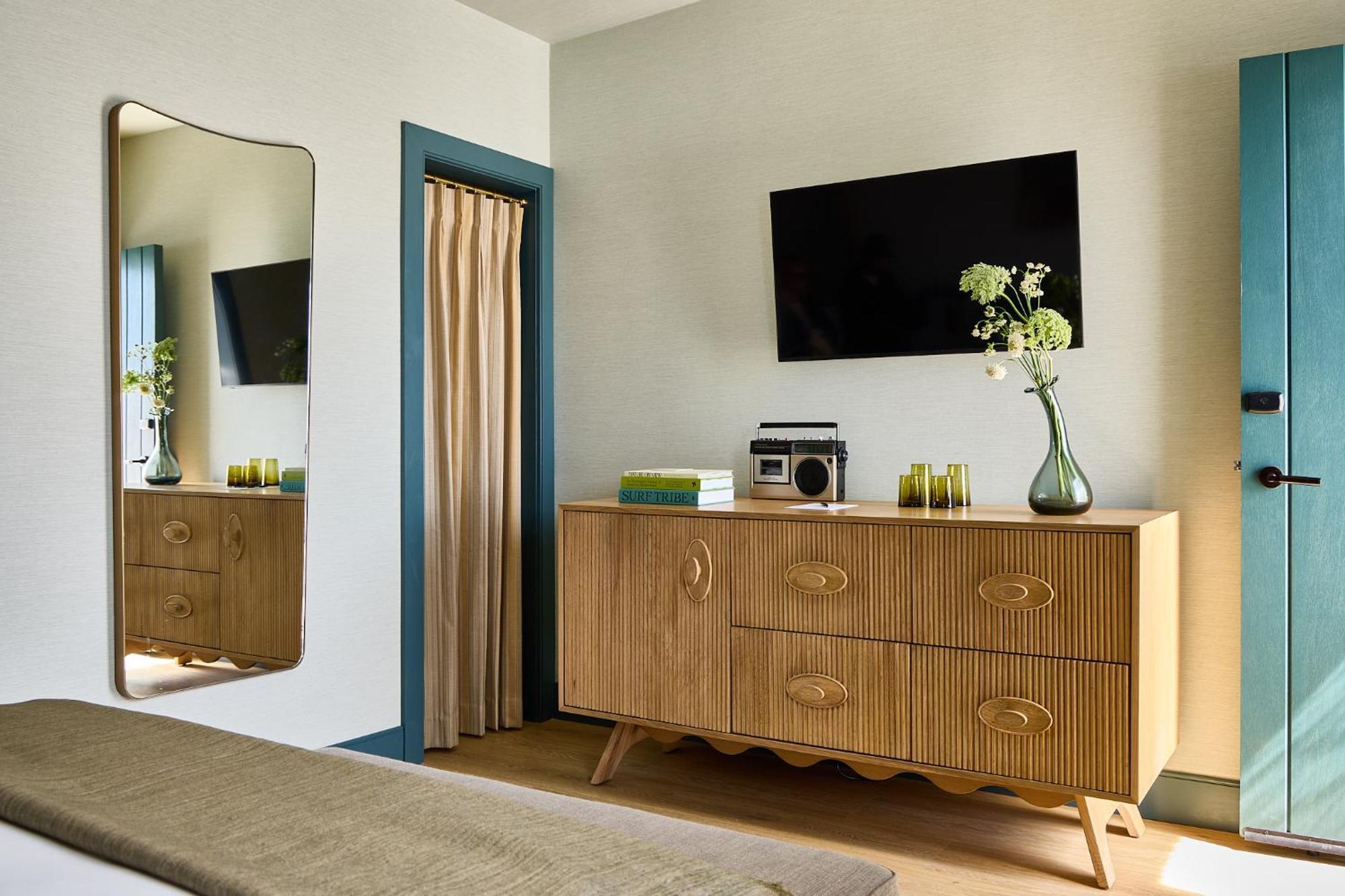 Queen Room