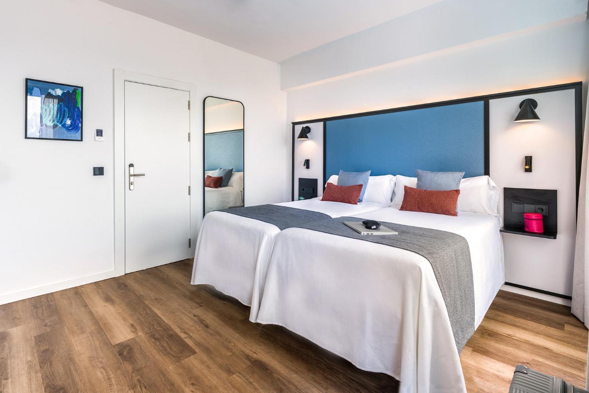 Superior Twin Room Sea View