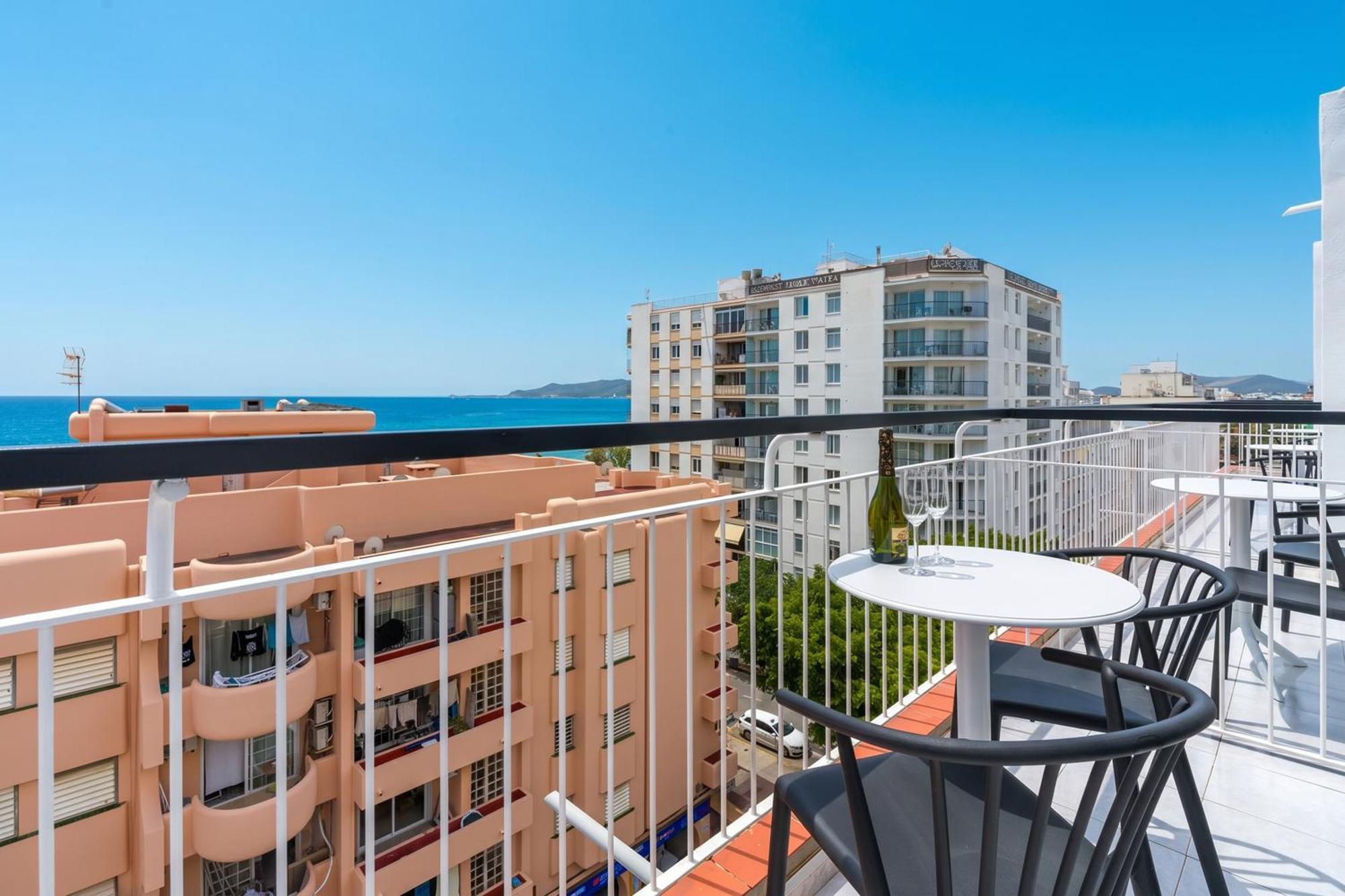 Twin Room Sea View
