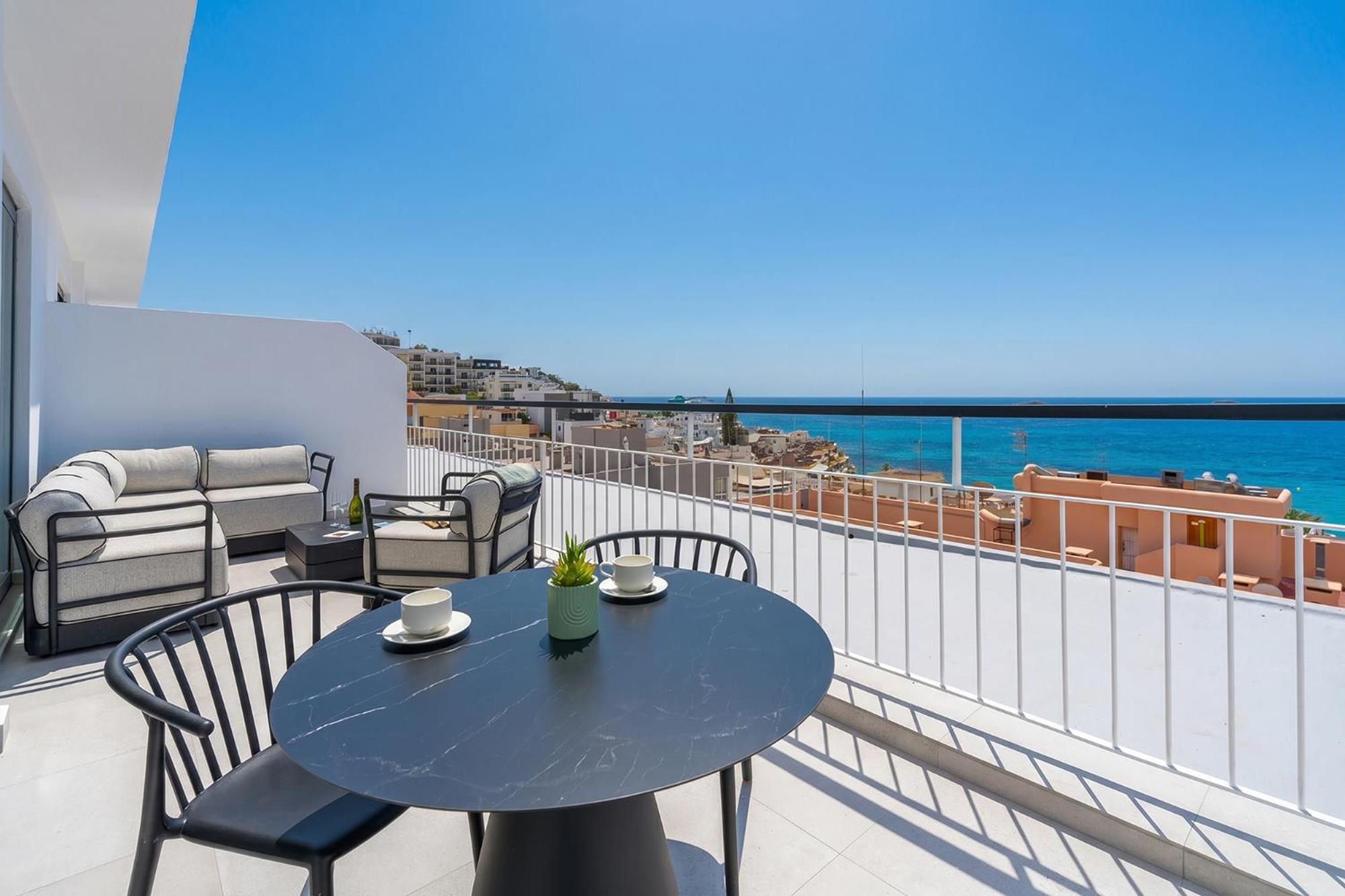 Superior Twin Room Sea View