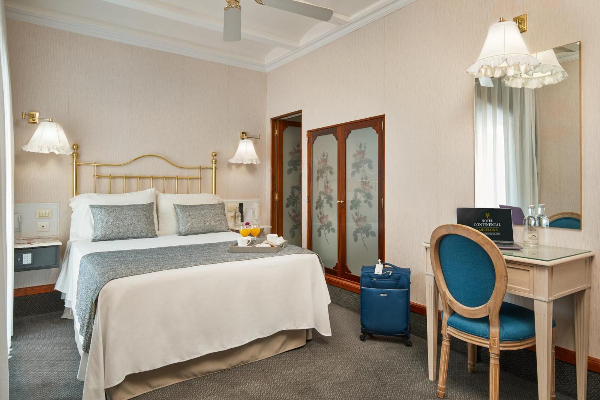 Double Room,1555315759:JPEG