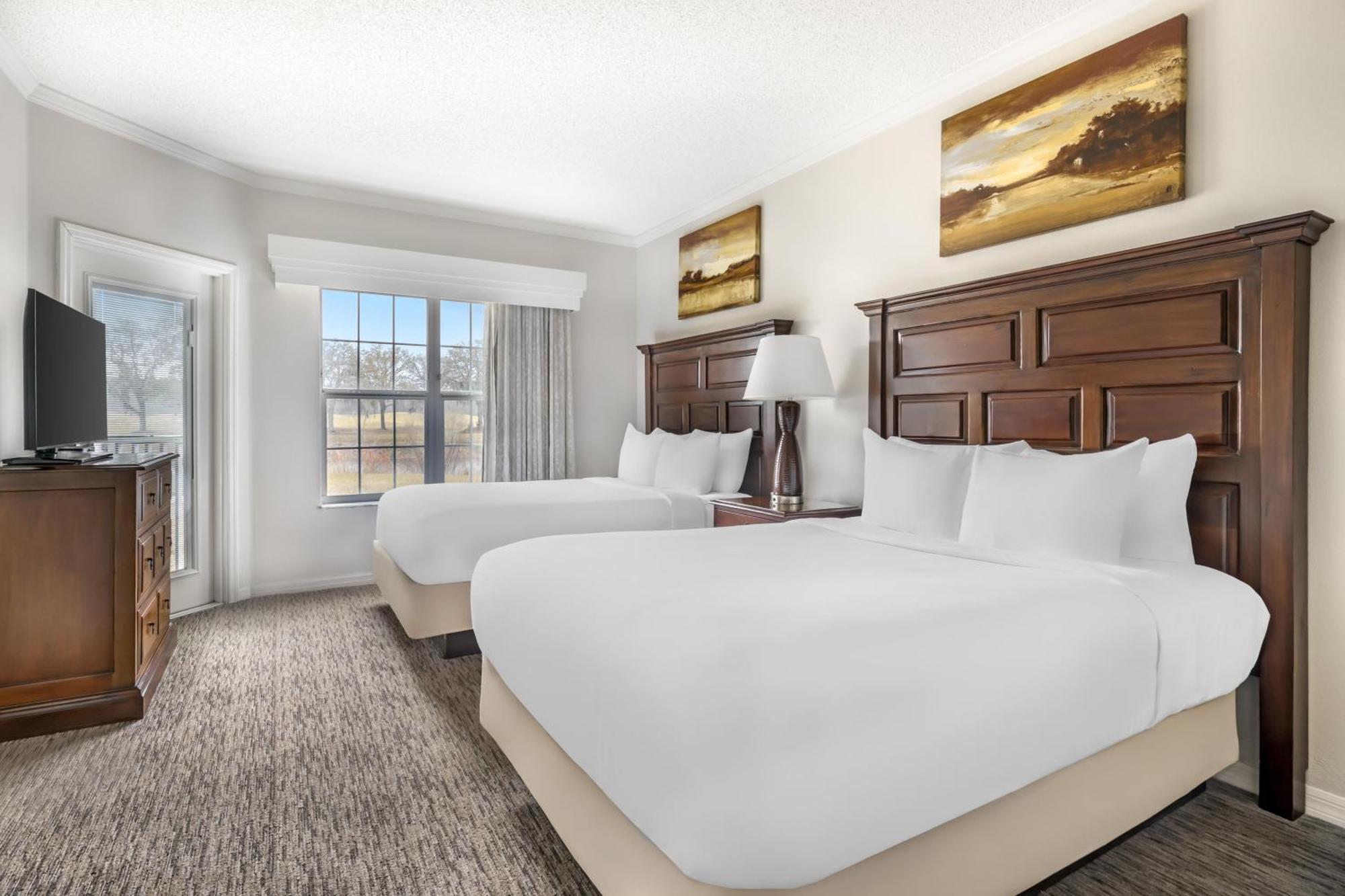 One-Bedroom Deluxe Suite Two Double Beds Golf Course View