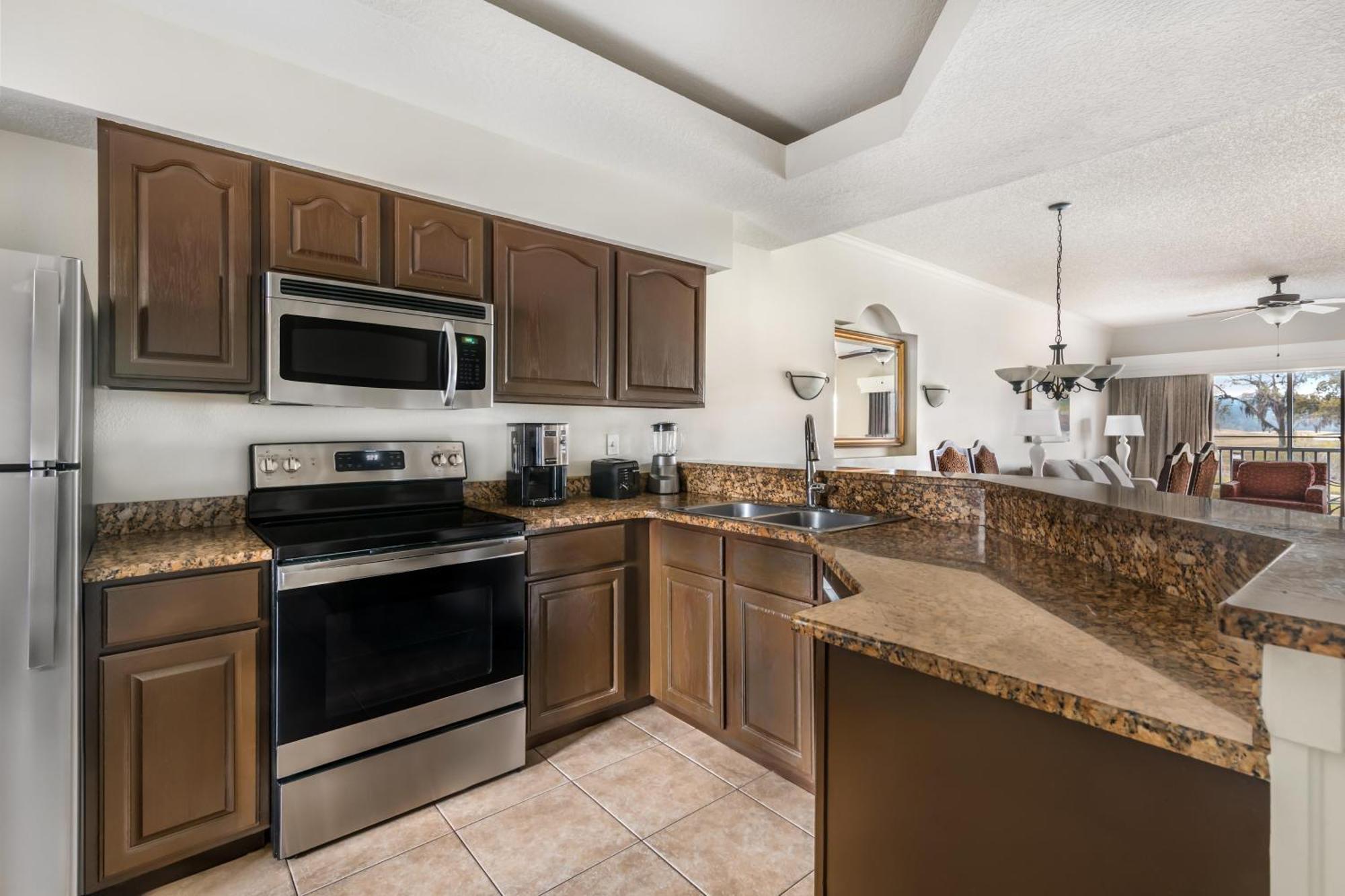 One-Bedroom Deluxe Suite Two Double Beds Golf Course View