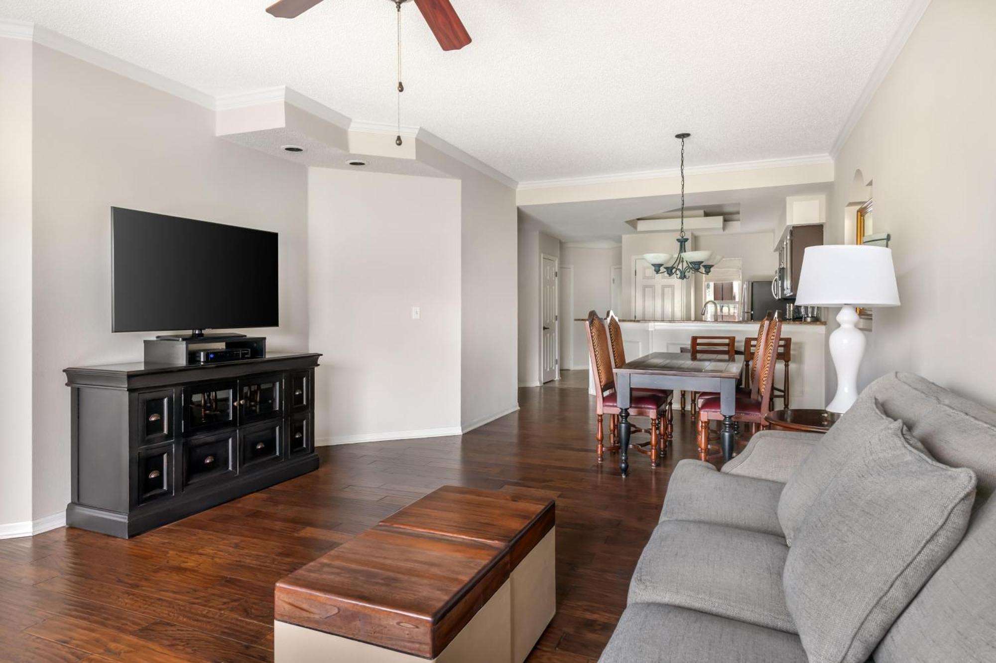 One-Bedroom Deluxe Suite Two Double Beds Golf Course View