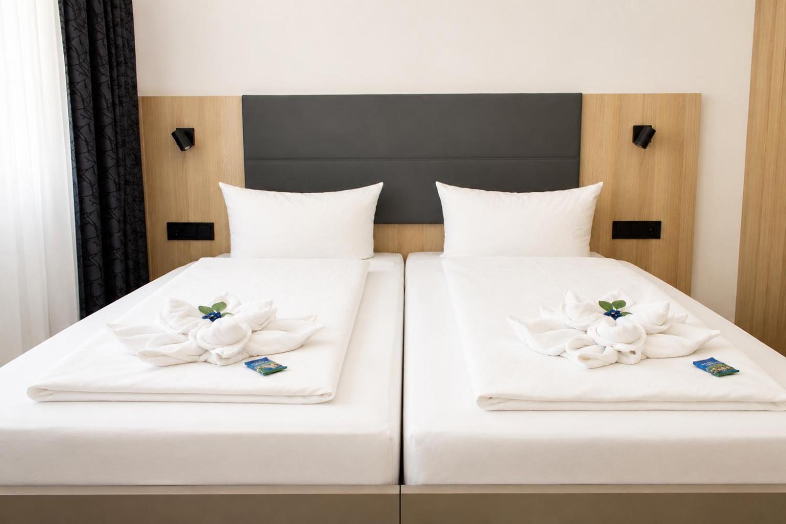 Comfort Double or Twin Room Private Bathroom