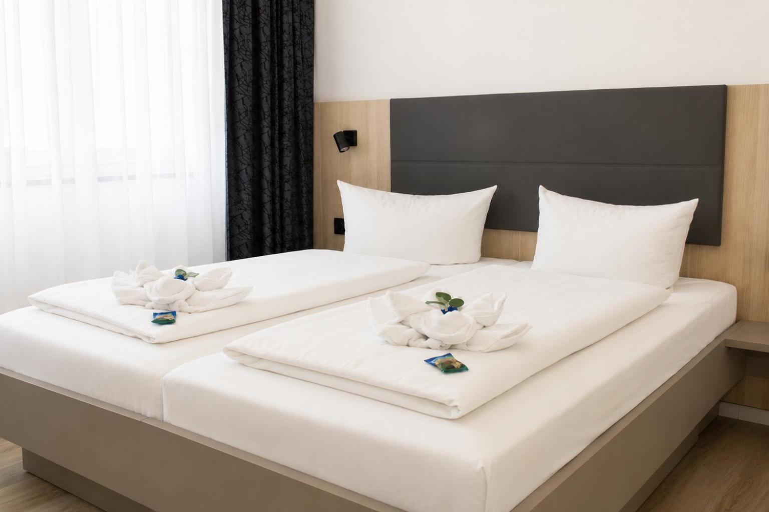 Comfort Double or Twin Room Private Bathroom