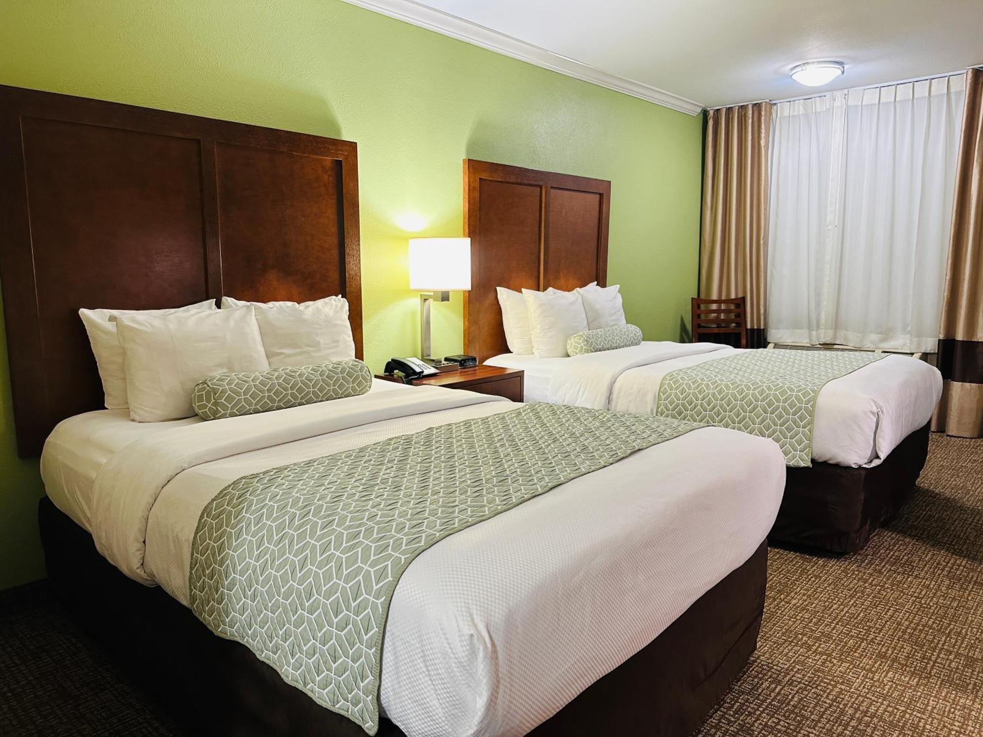 Room Two Double Beds Non Smoking