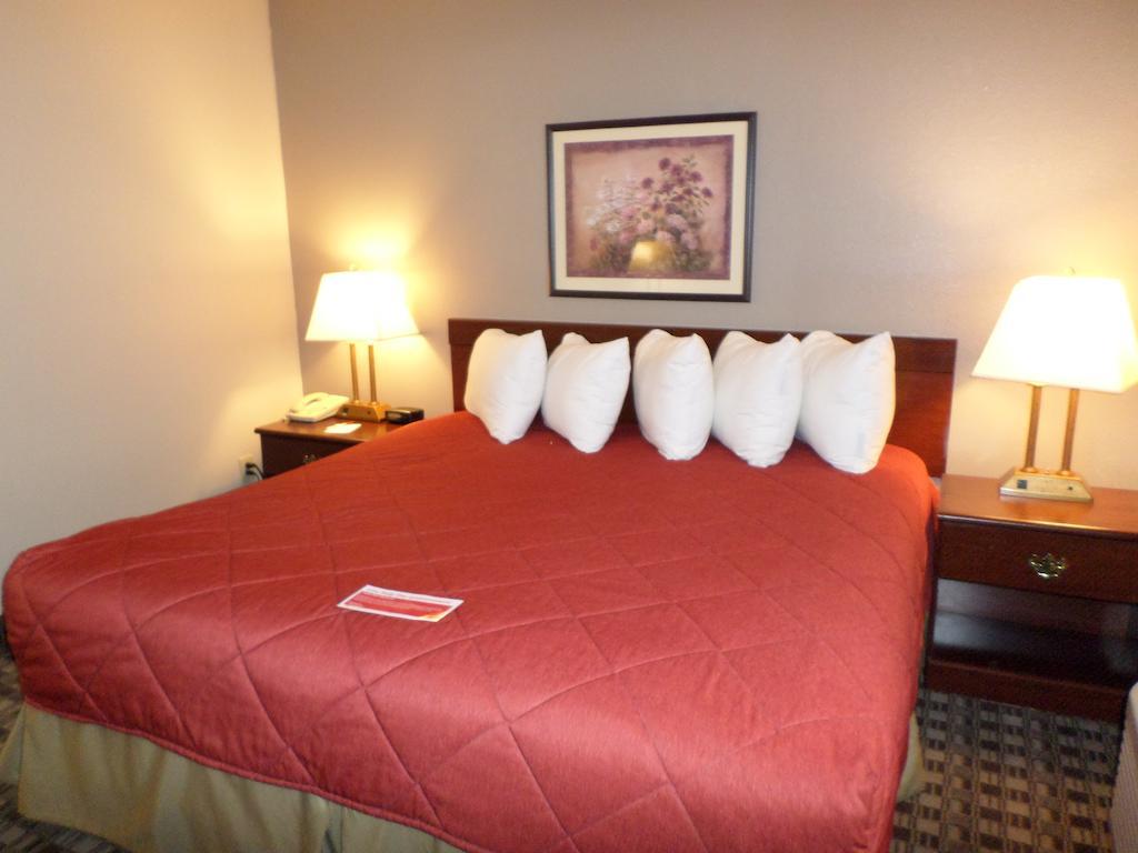 King Suite with Jacuzzi