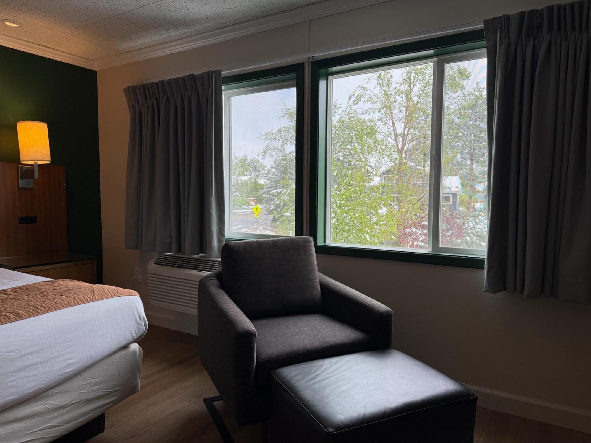 Quarto com Cama King-size - Acessível para Hóspedes com Mobilidade Reduzida