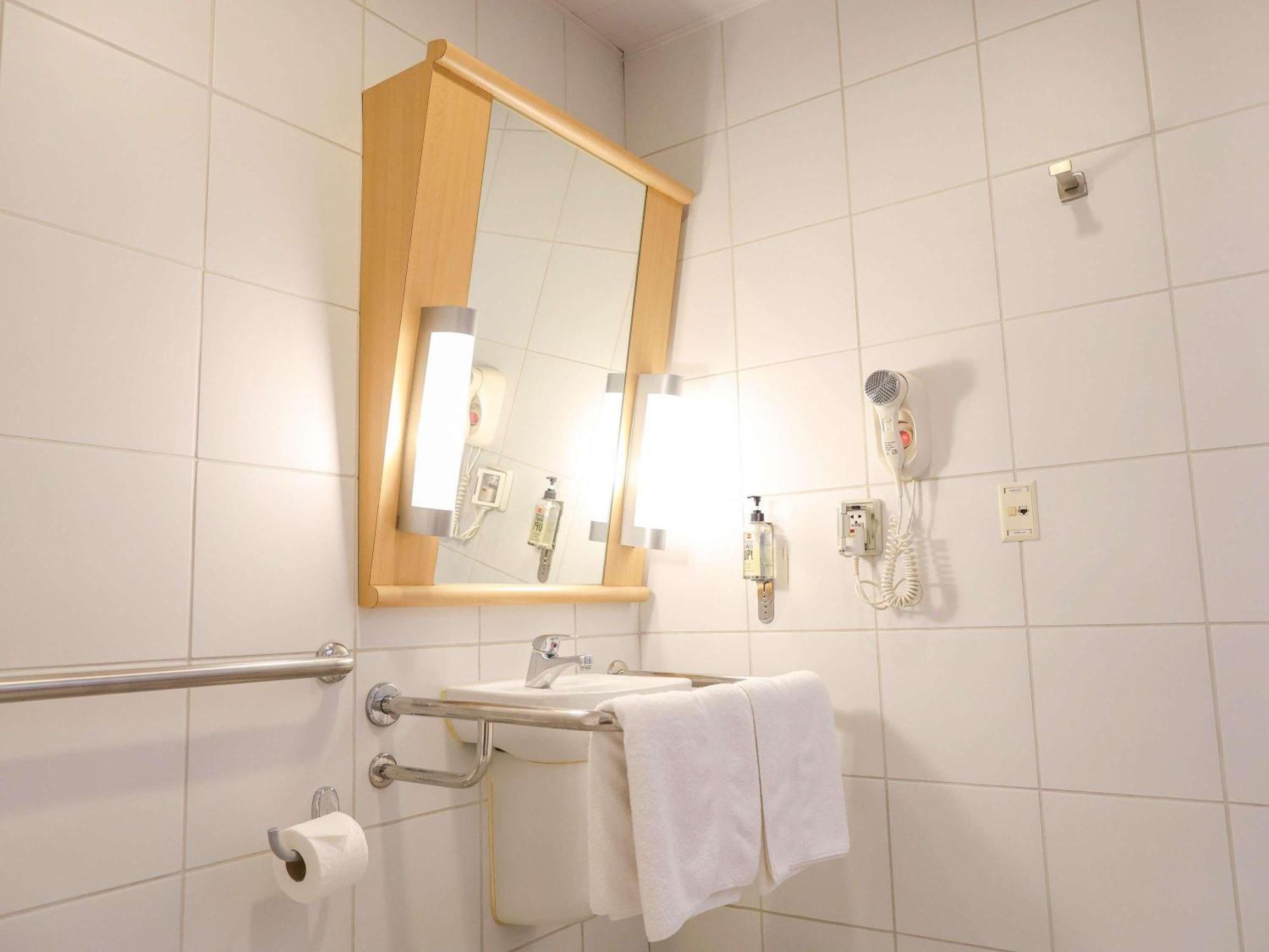 Standard Double Room Disability Access
