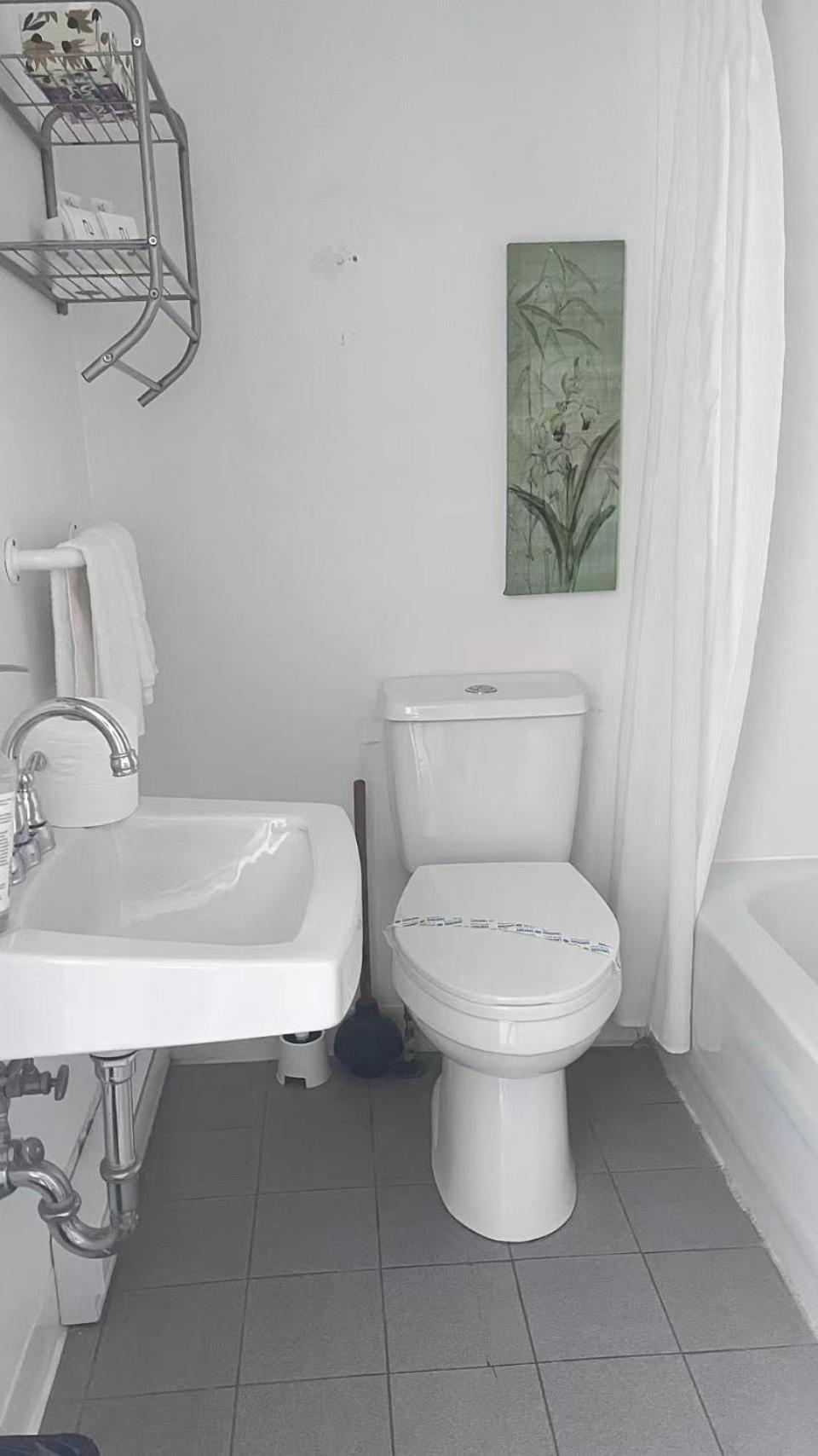 Standard Room Double Bed Private Bathroom