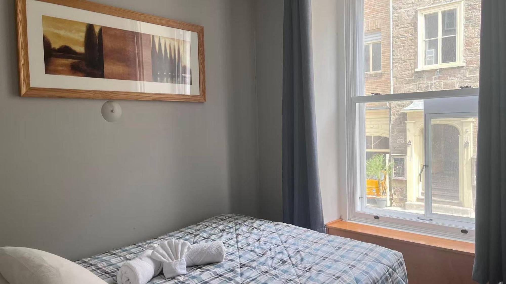 Standard Room Double Bed Private Bathroom