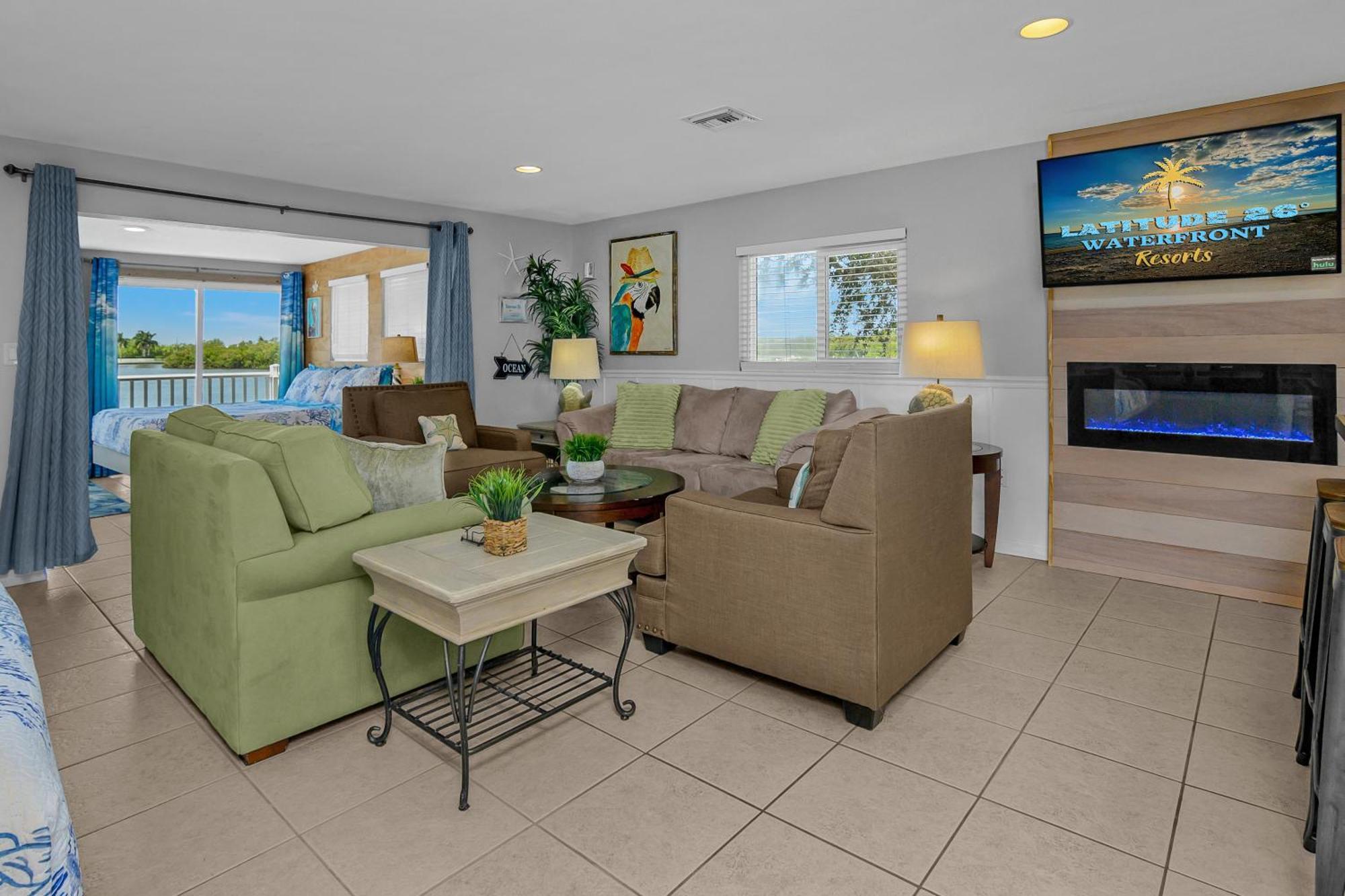 Grande Suite With Water View - Deck