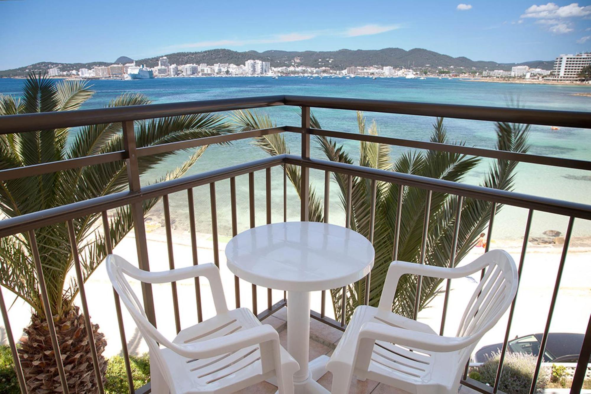 Twin Room Sea View