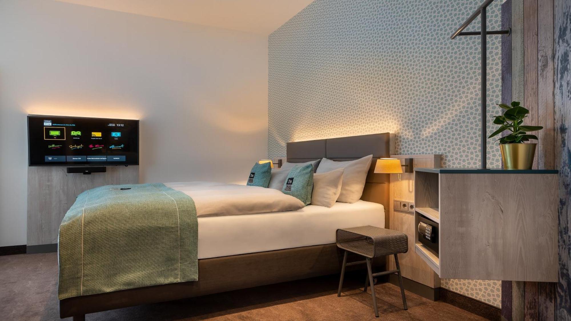 Premium Queen Room