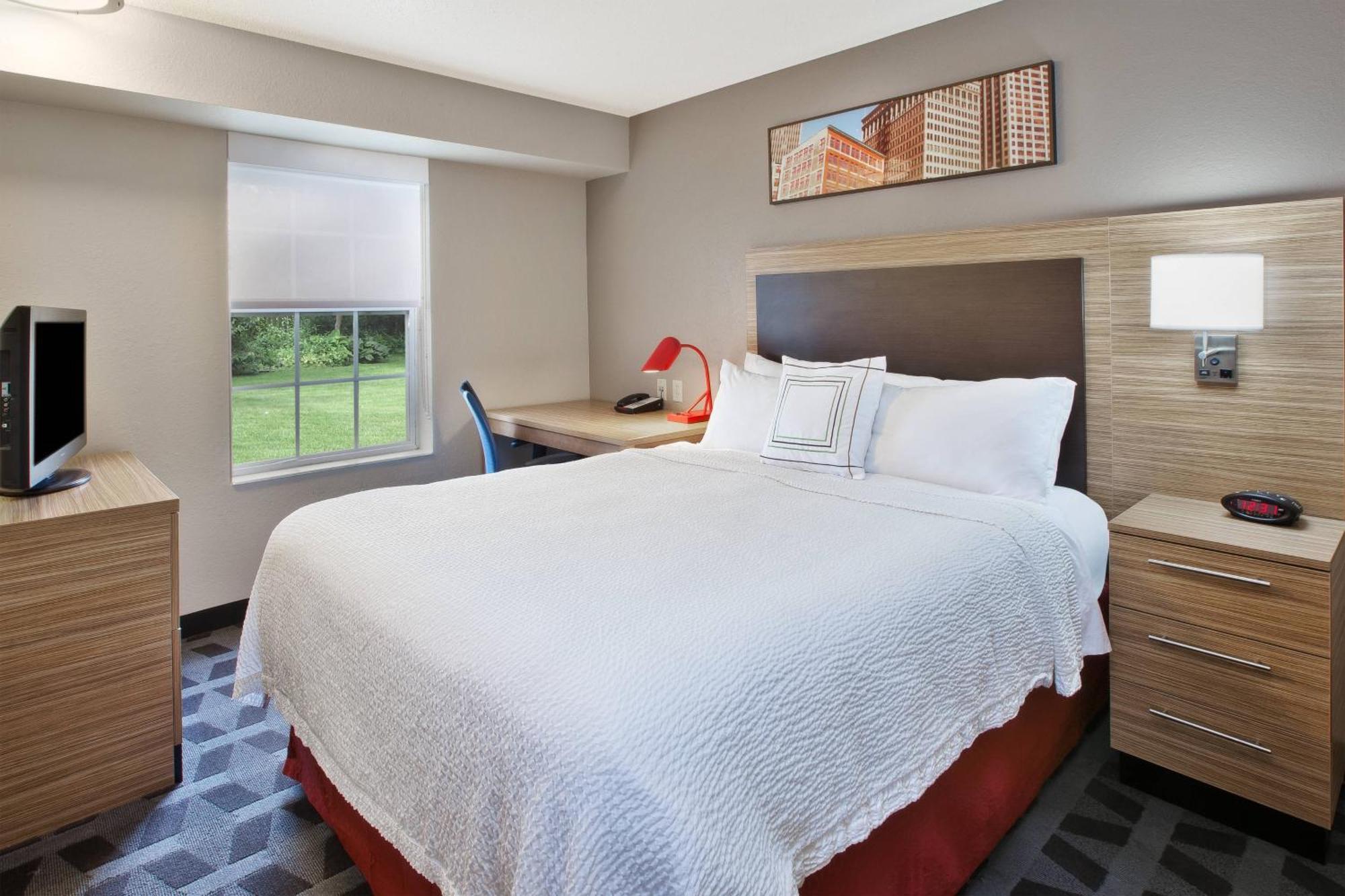 2 Bedroom 2 room Suite 2 Queen Beds sofabed