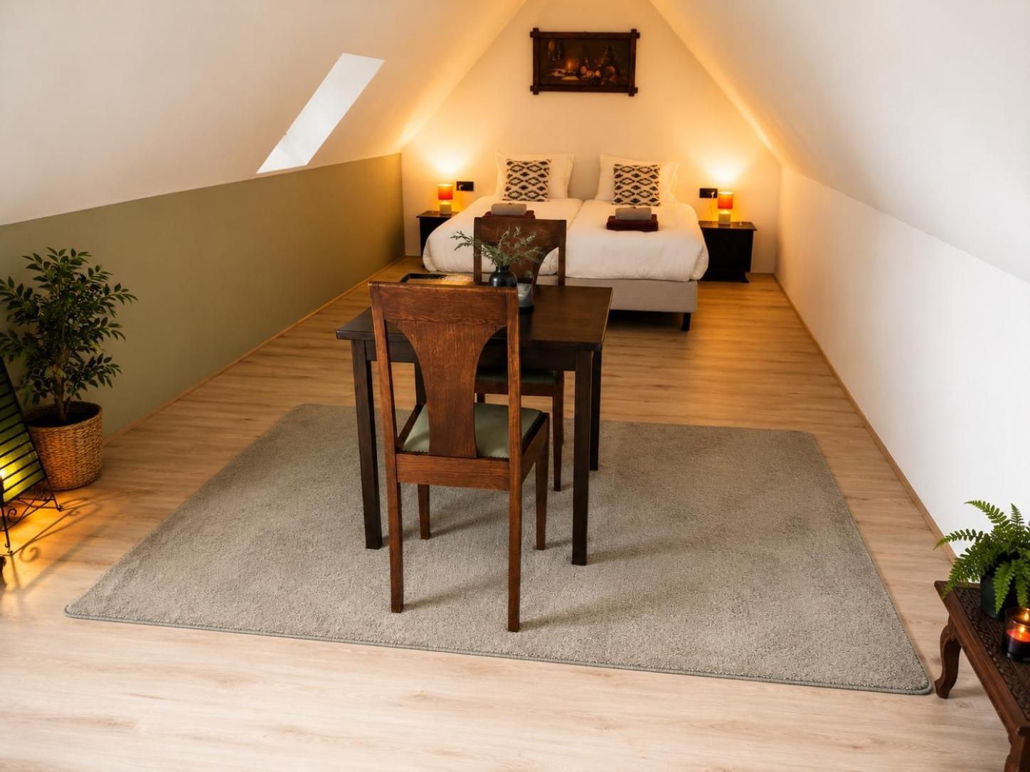Double Room Private Bathroom
