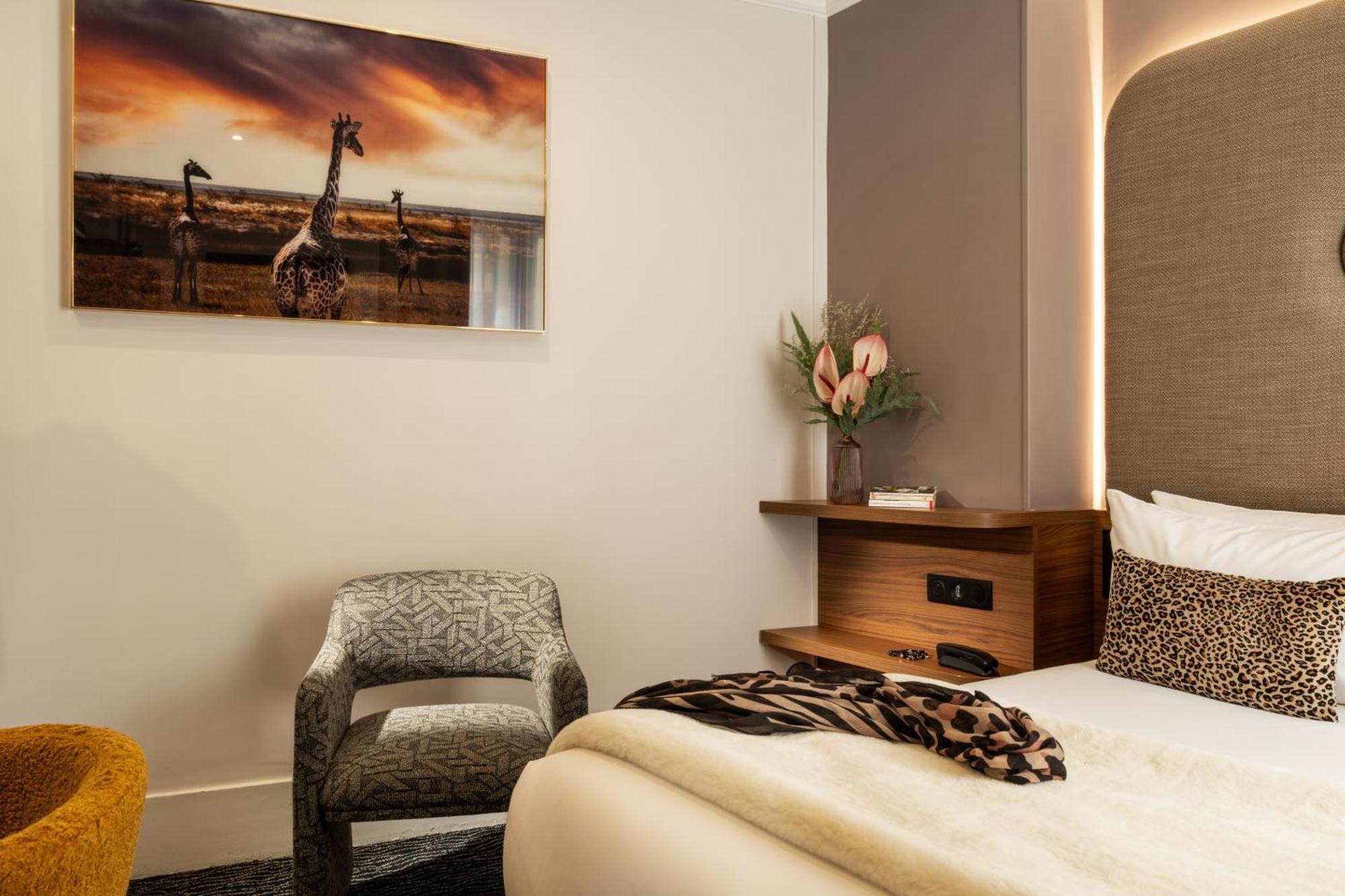Large Double Room