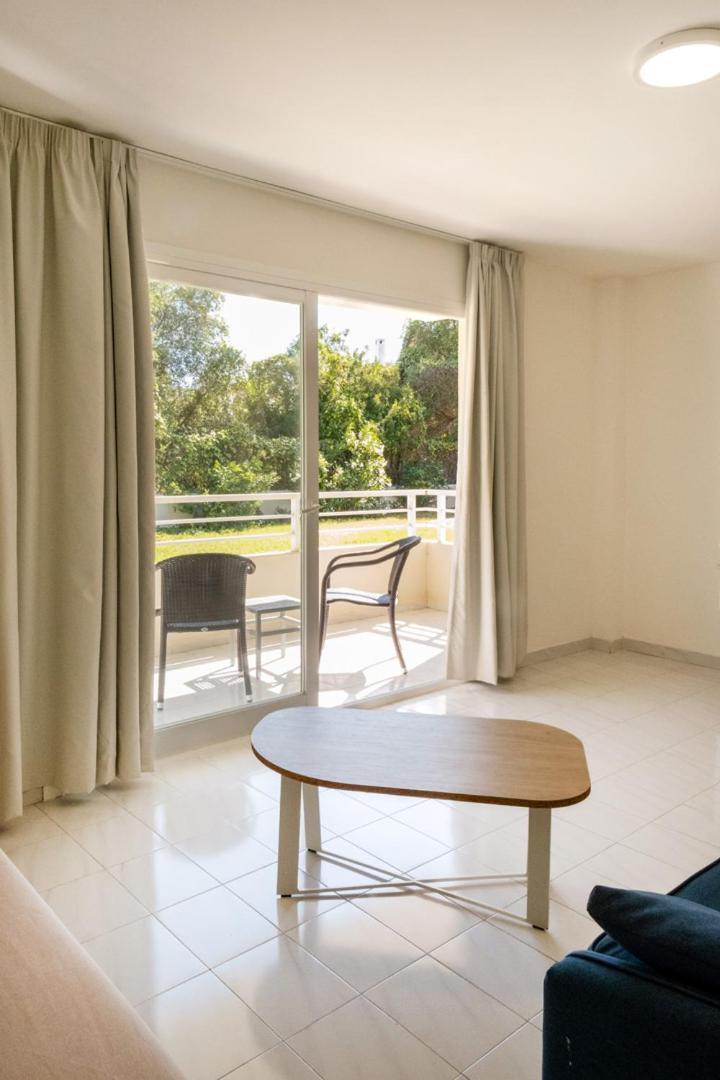 One-Bedroom Family Apartment
