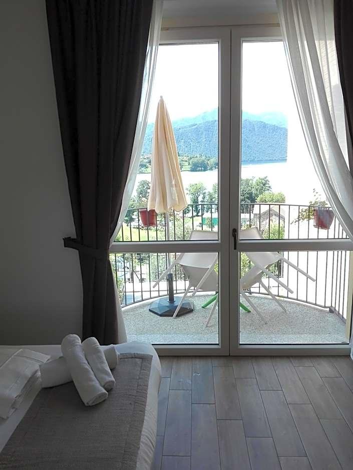 Double Room Balcony Lake View