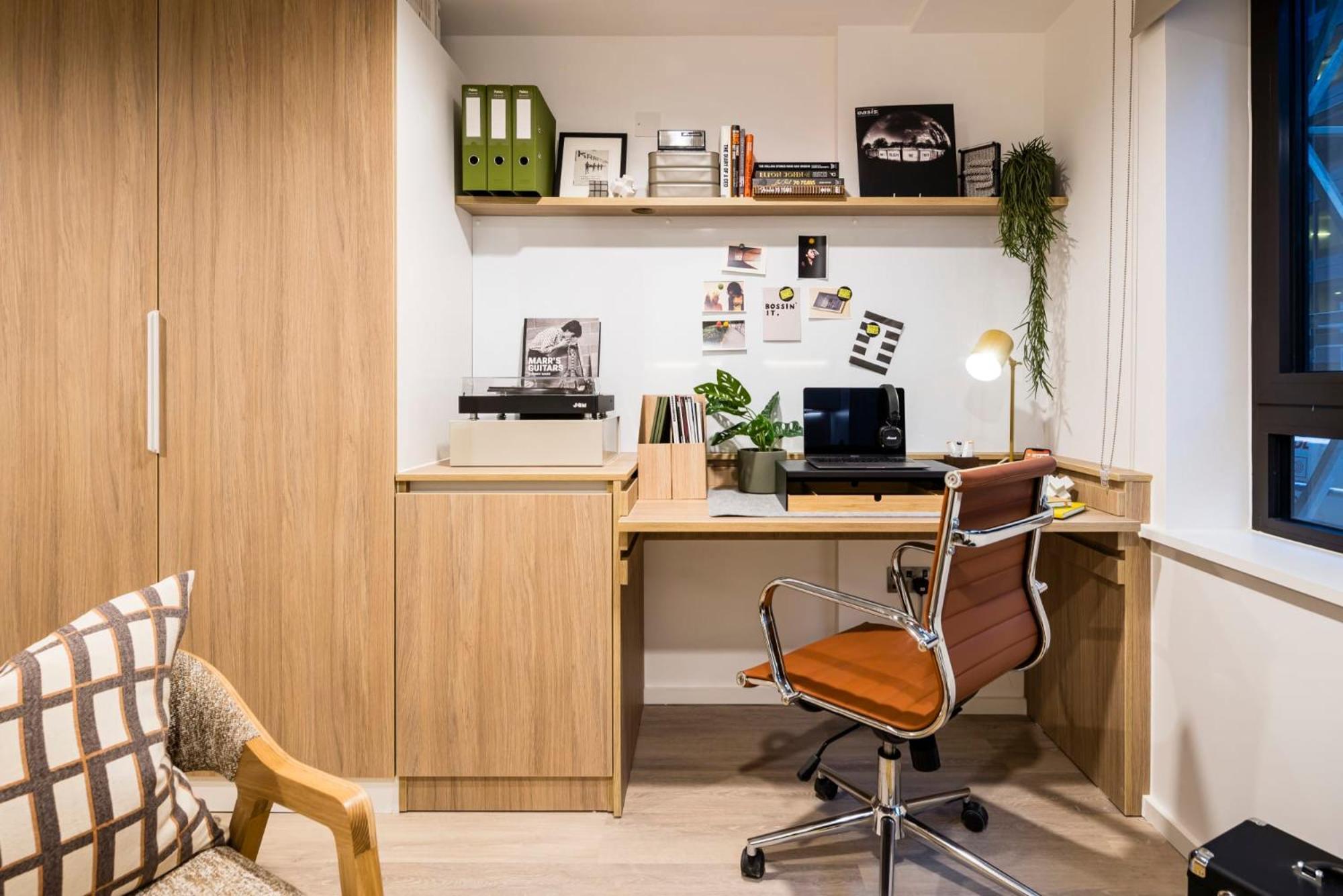 Studio Apartment