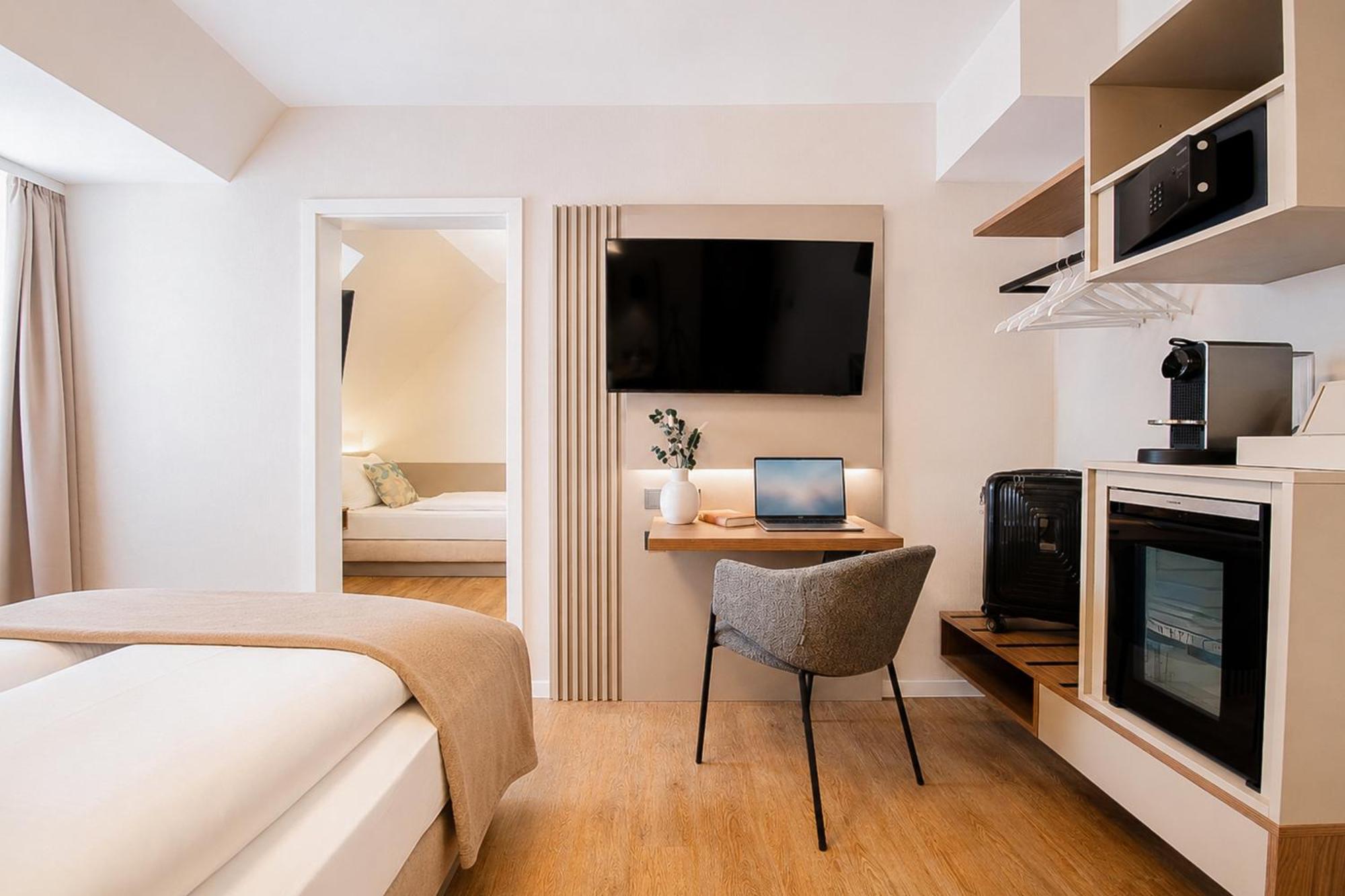 Comfort Triple Room