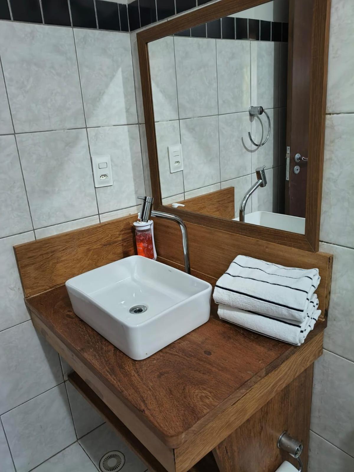Quarto Família com Vista para o Jardim