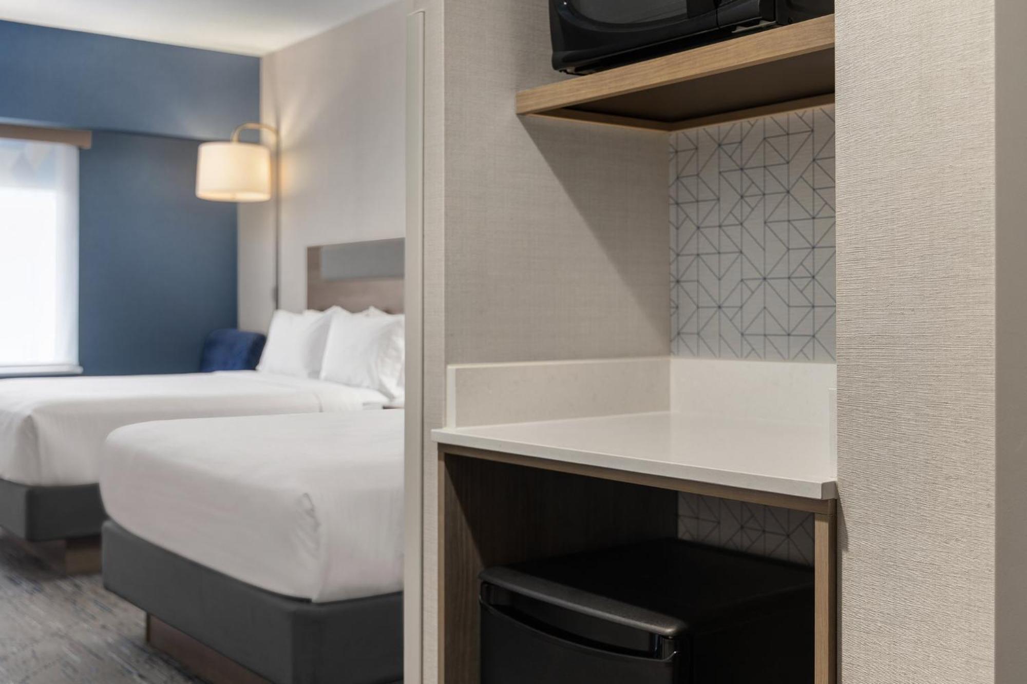 Standard Room Two Queen Beds