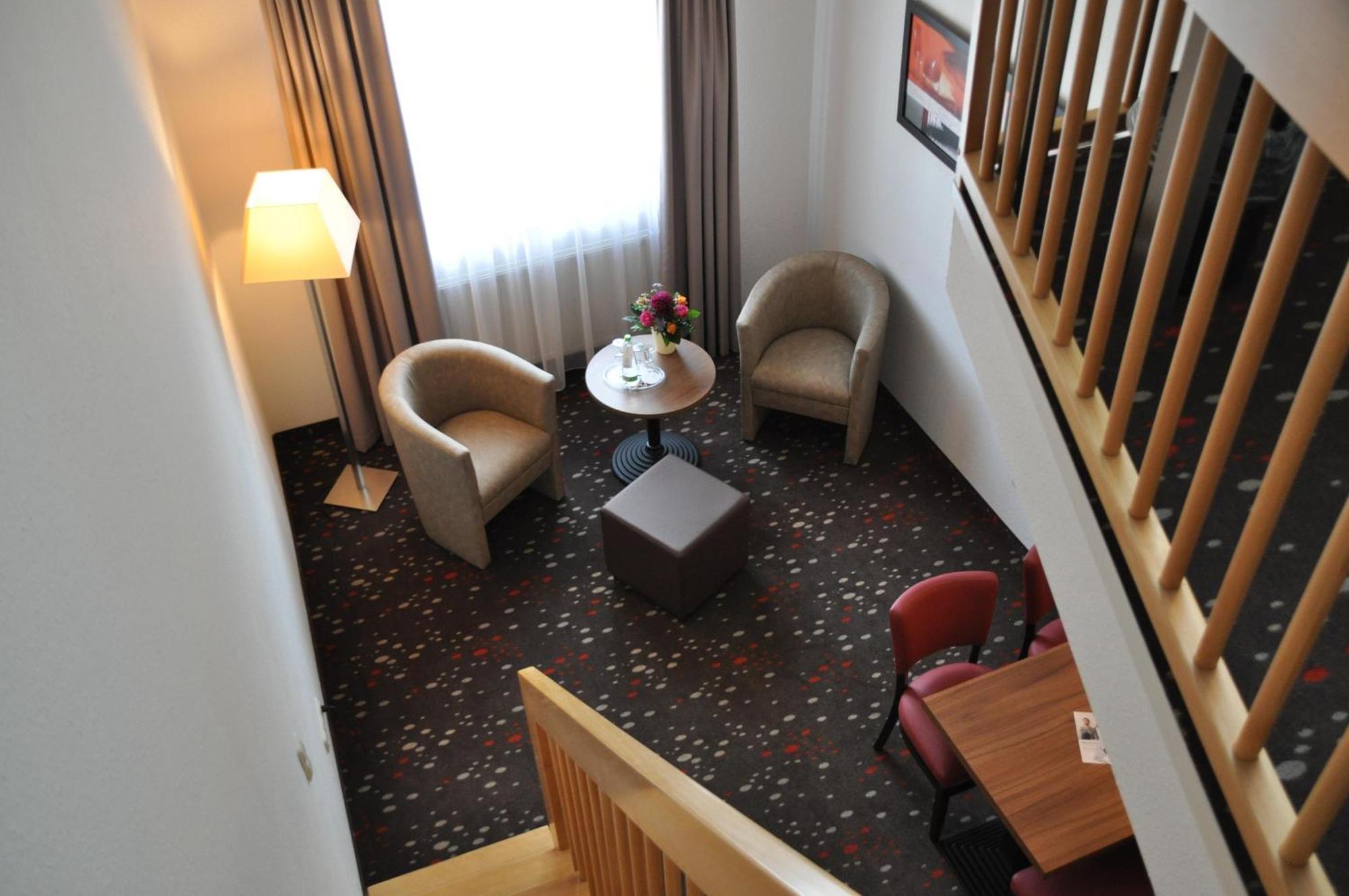Double Suite Kitchenette