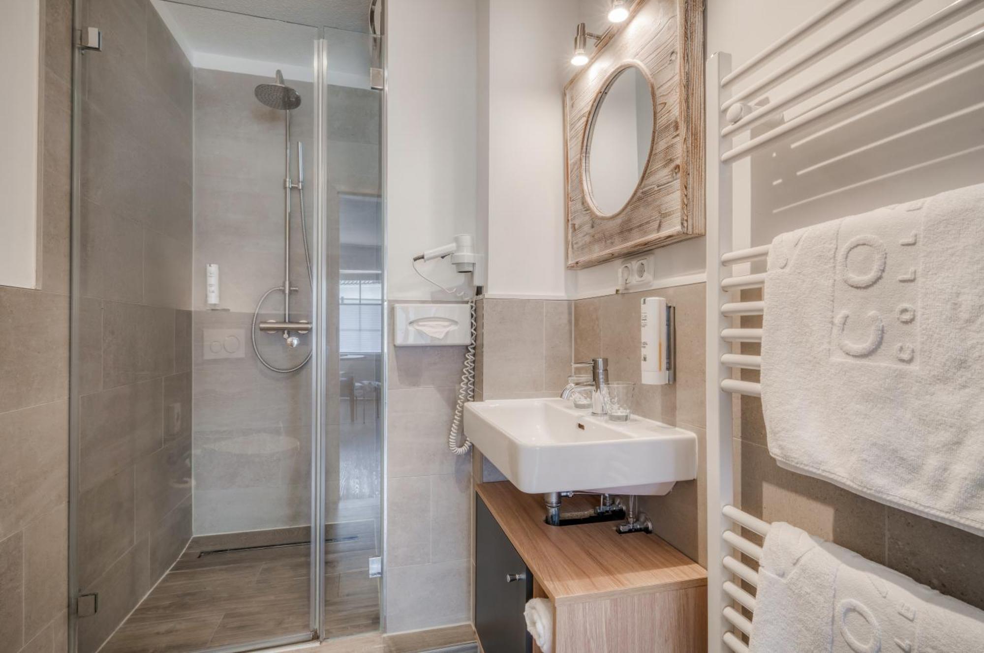 Large Double Room