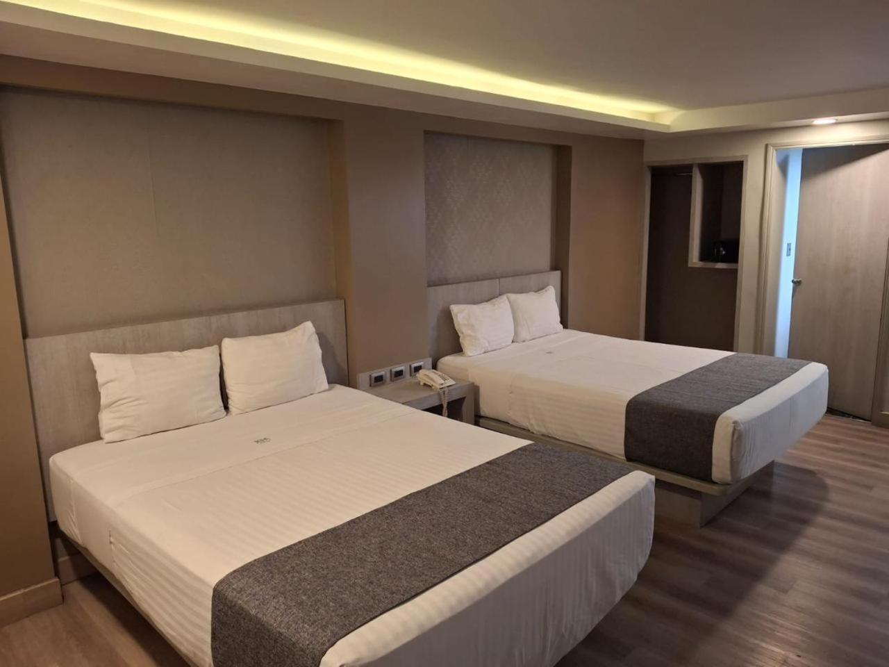 Habitación Doble Estándar con 2 camas dobles
