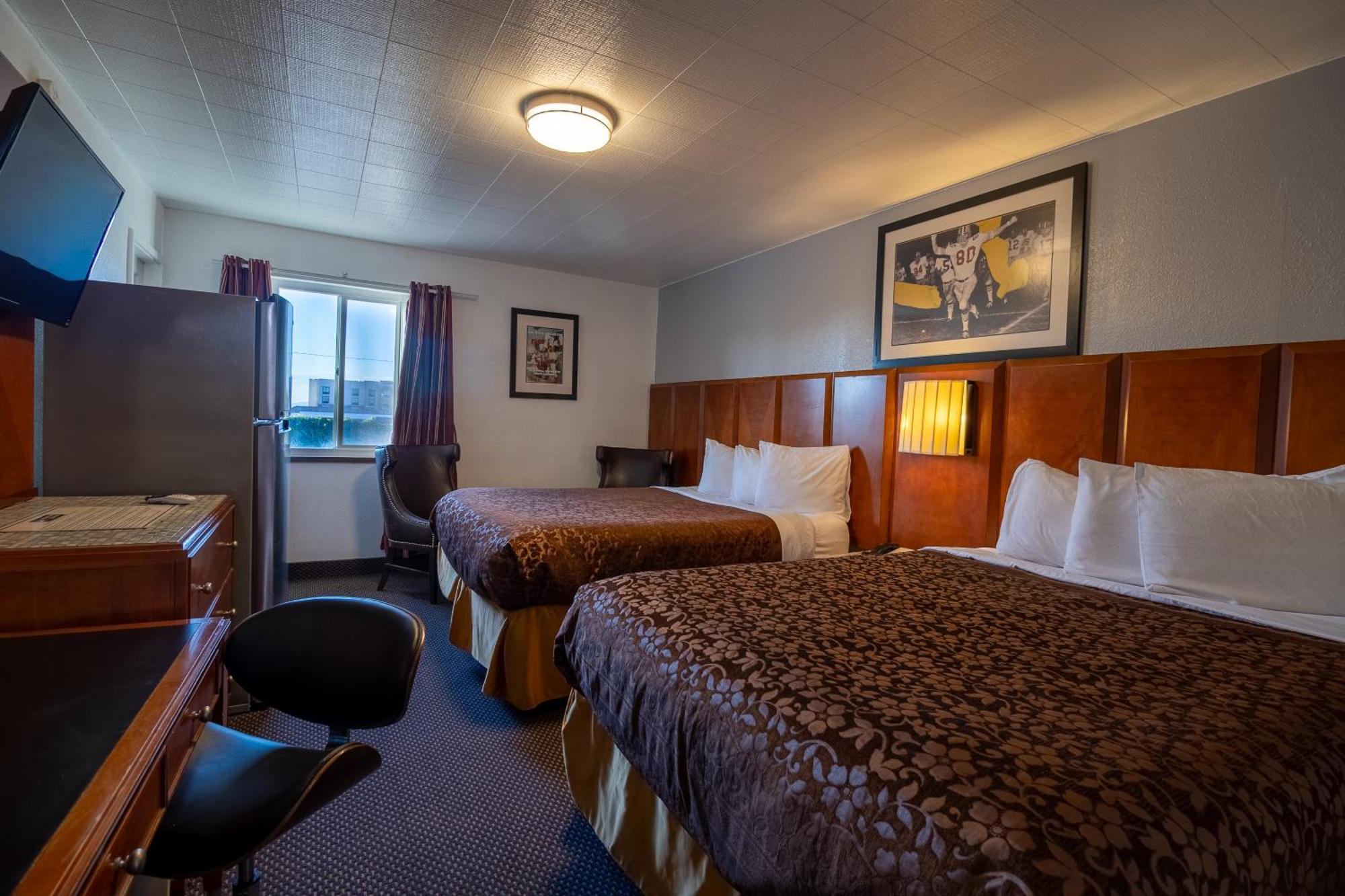 Deluxe Queen Room with Two Queen Beds - Non-Pet Friendly