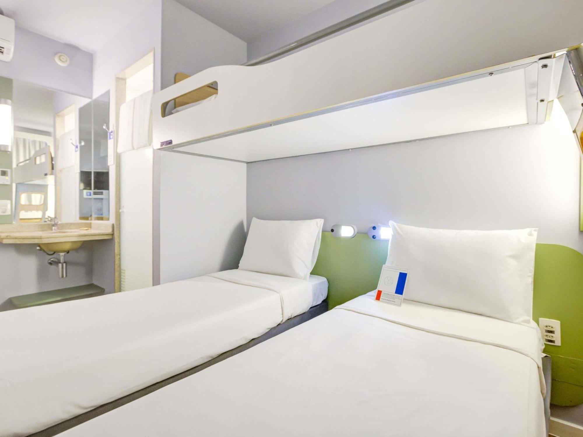 Standard Twin Room Bunk Bed