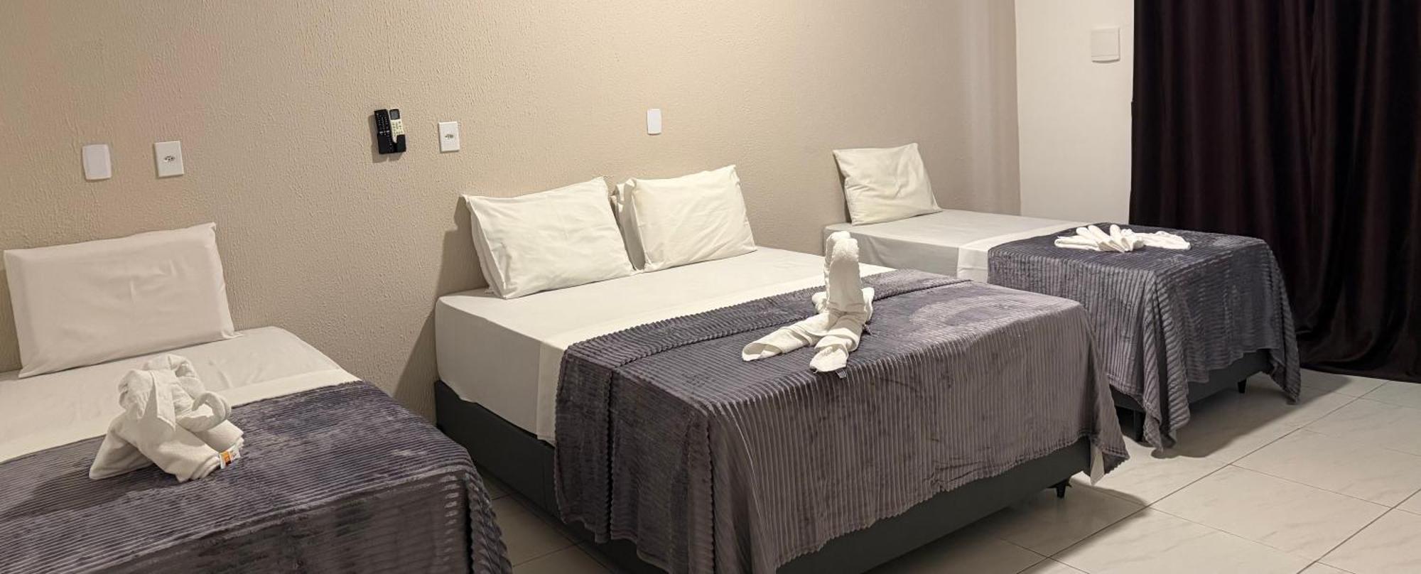 Deluxe Family Room
